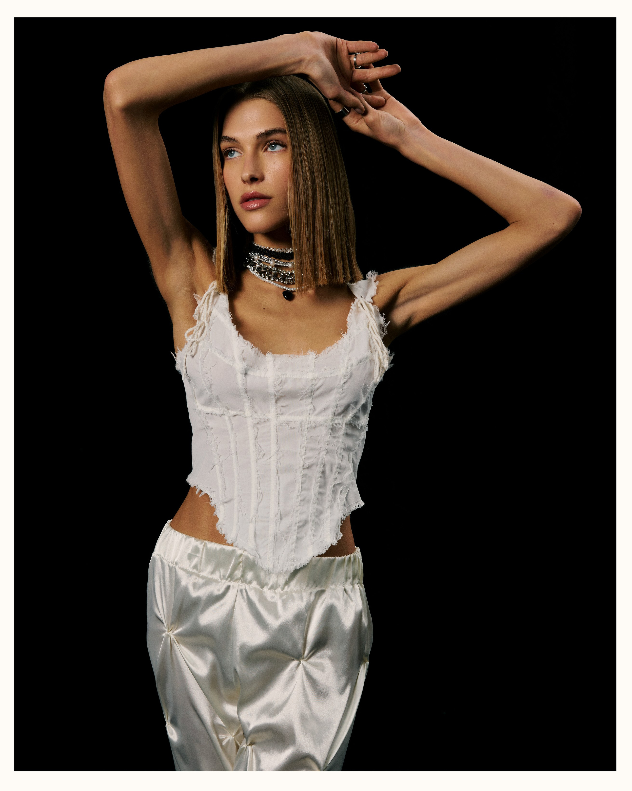 Съемка лукбука для бренда одежды в Москве. Букалова Людмила — фотограф для брендов одежды в Москве