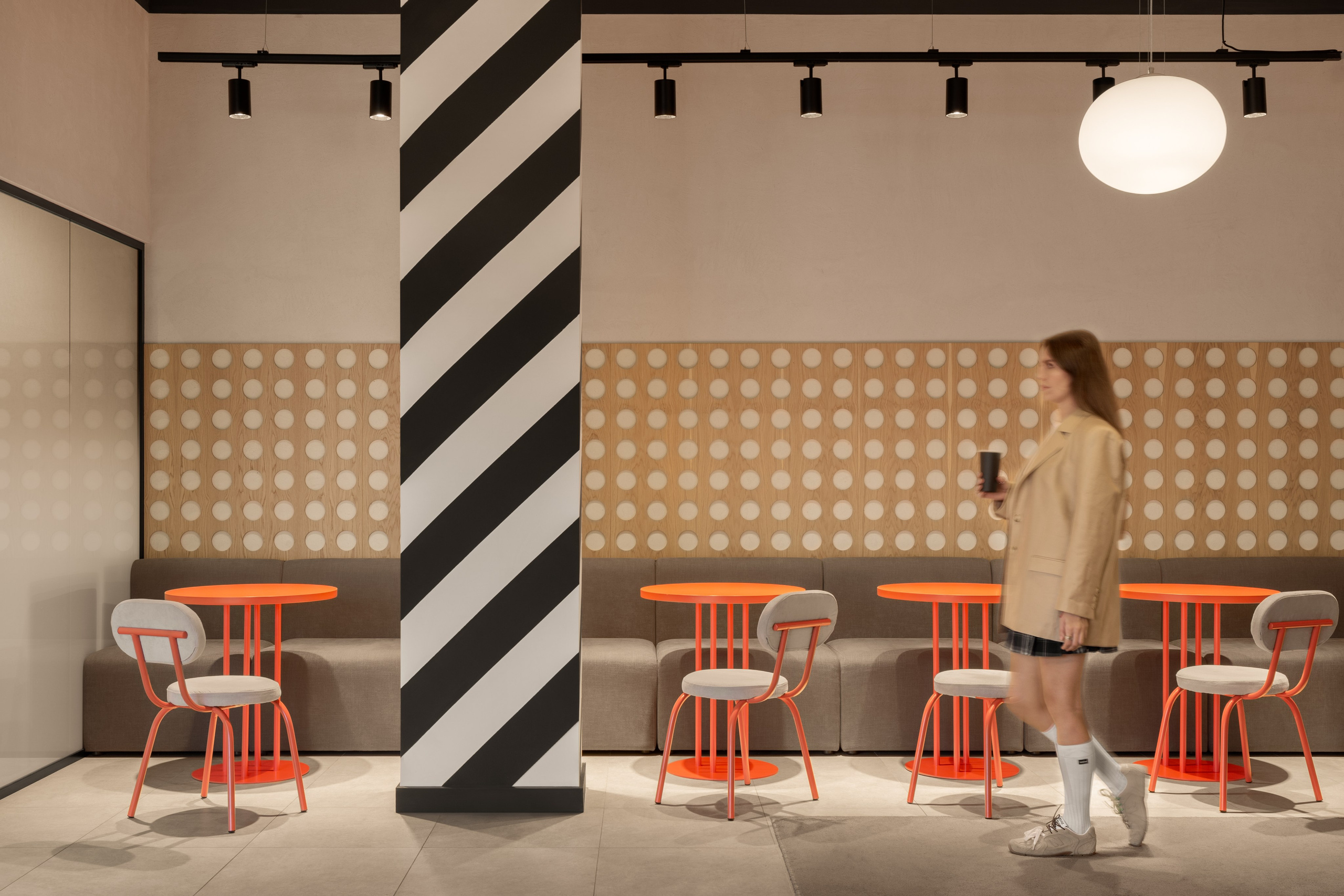 Алёна Красатулина — Allur Auto. Roman Yakunin — interior photographer in Almaty, Kazakhstan