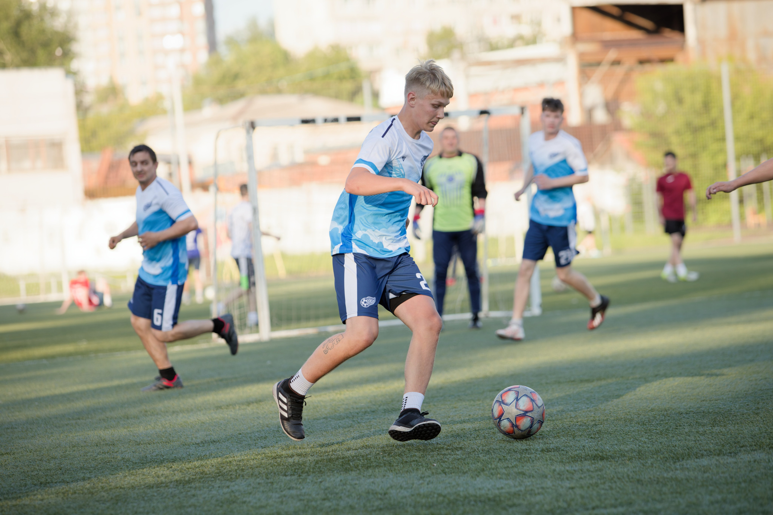 Любительская футбольная лига. Самокат-крылья. 25.06.2025. Репортажный и спортивный фотограф в г. Пермь Зильберг Павел