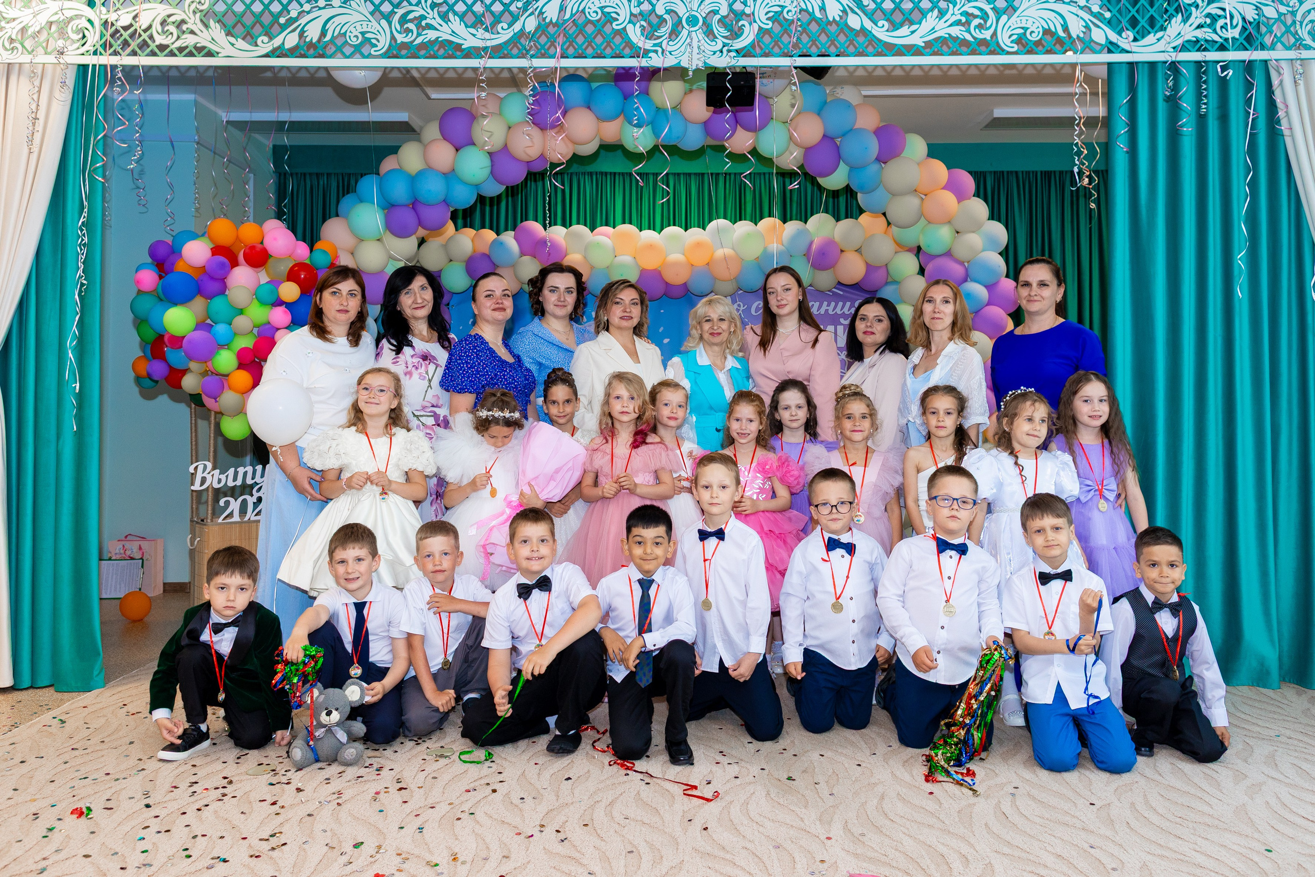 Выпускной детский сад№ 180. Фото и видеосъемка любых мероприятий в городе Краснодаре и Краснодарском крае. Щеколдин Антон