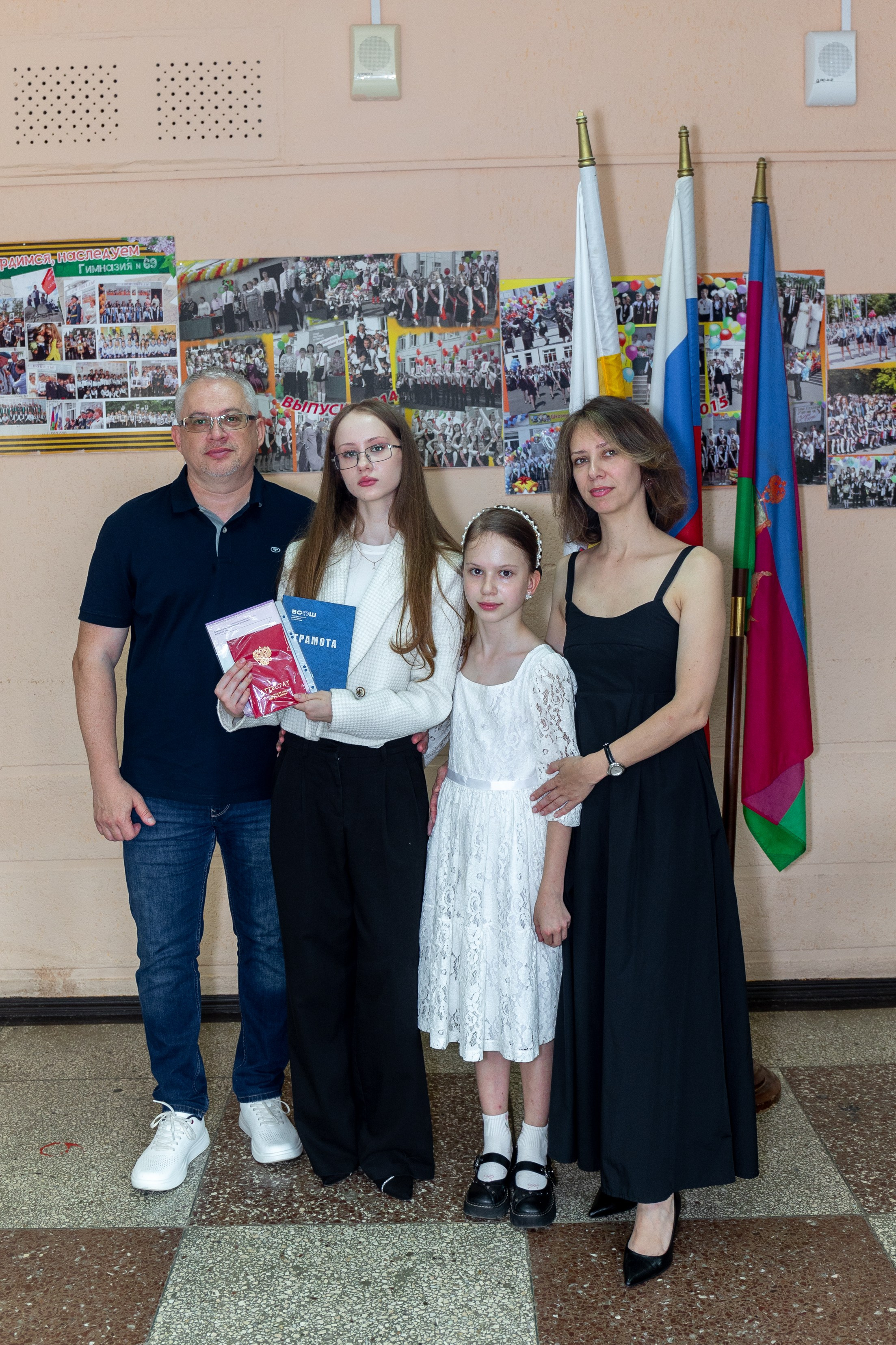 Вручение аттестатов (Гимназия№ 66). Фото и видеосъемка любых мероприятий в городе Краснодаре и Краснодарском крае. Щеколдин Антон