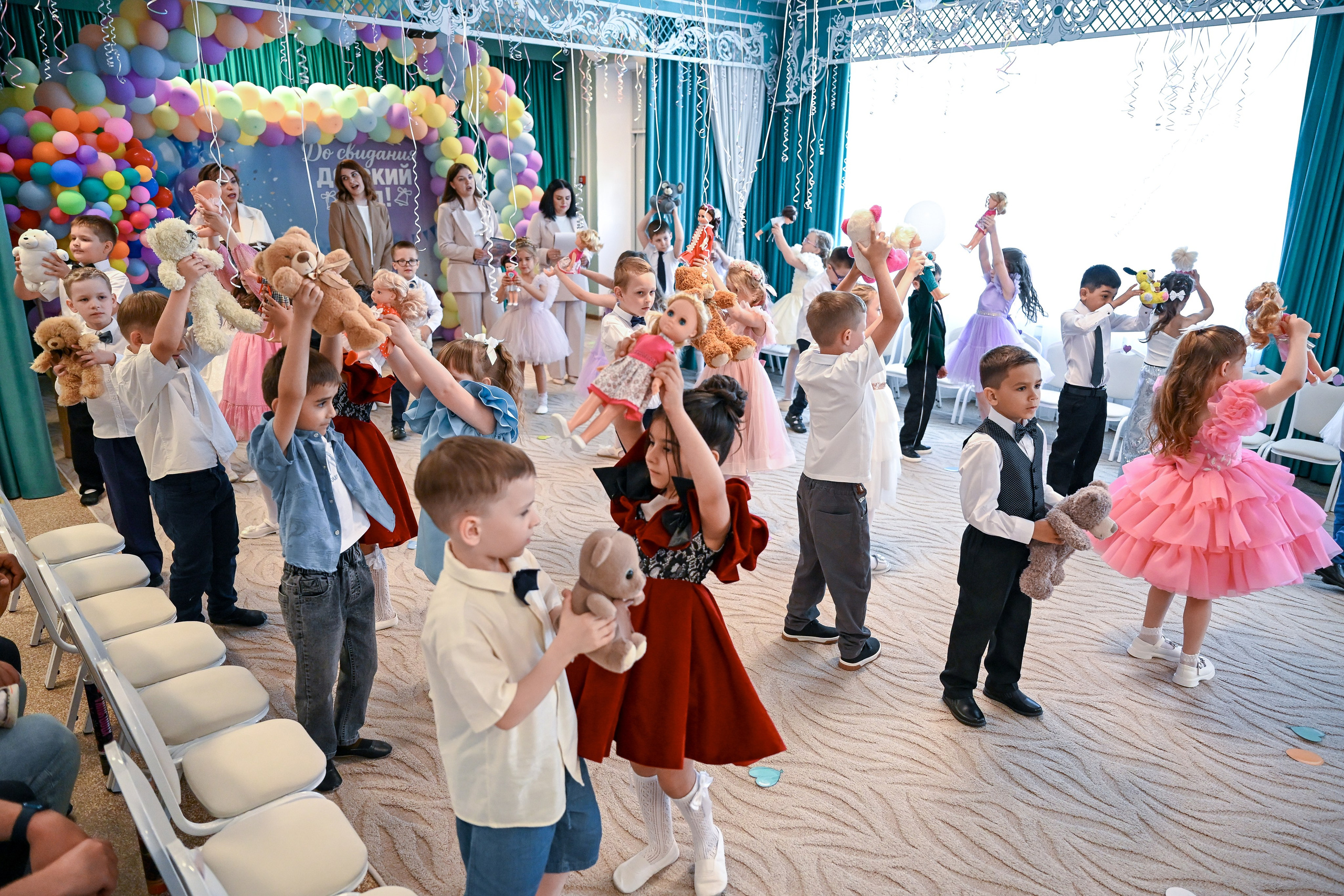 Выпускной детский сад№ 180. Фото и видеосъемка любых мероприятий в городе Краснодаре и Краснодарском крае. Щеколдин Антон