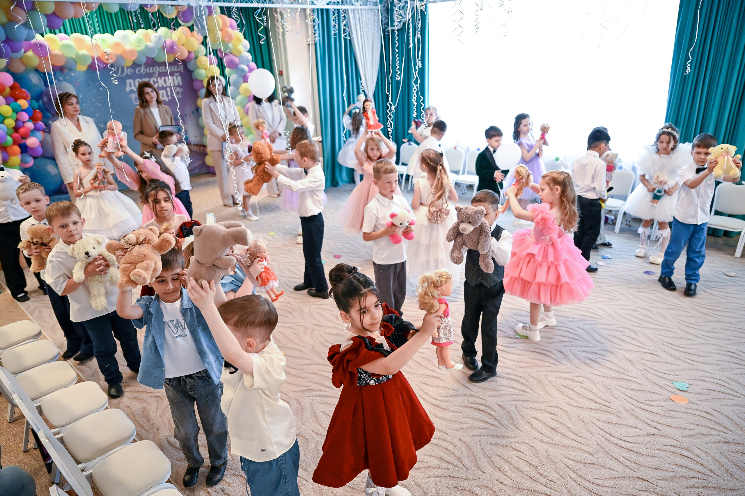 Выпускной детский сад№ 180. Фото и видеосъемка любых мероприятий в городе Краснодаре и Краснодарском крае. Щеколдин Антон