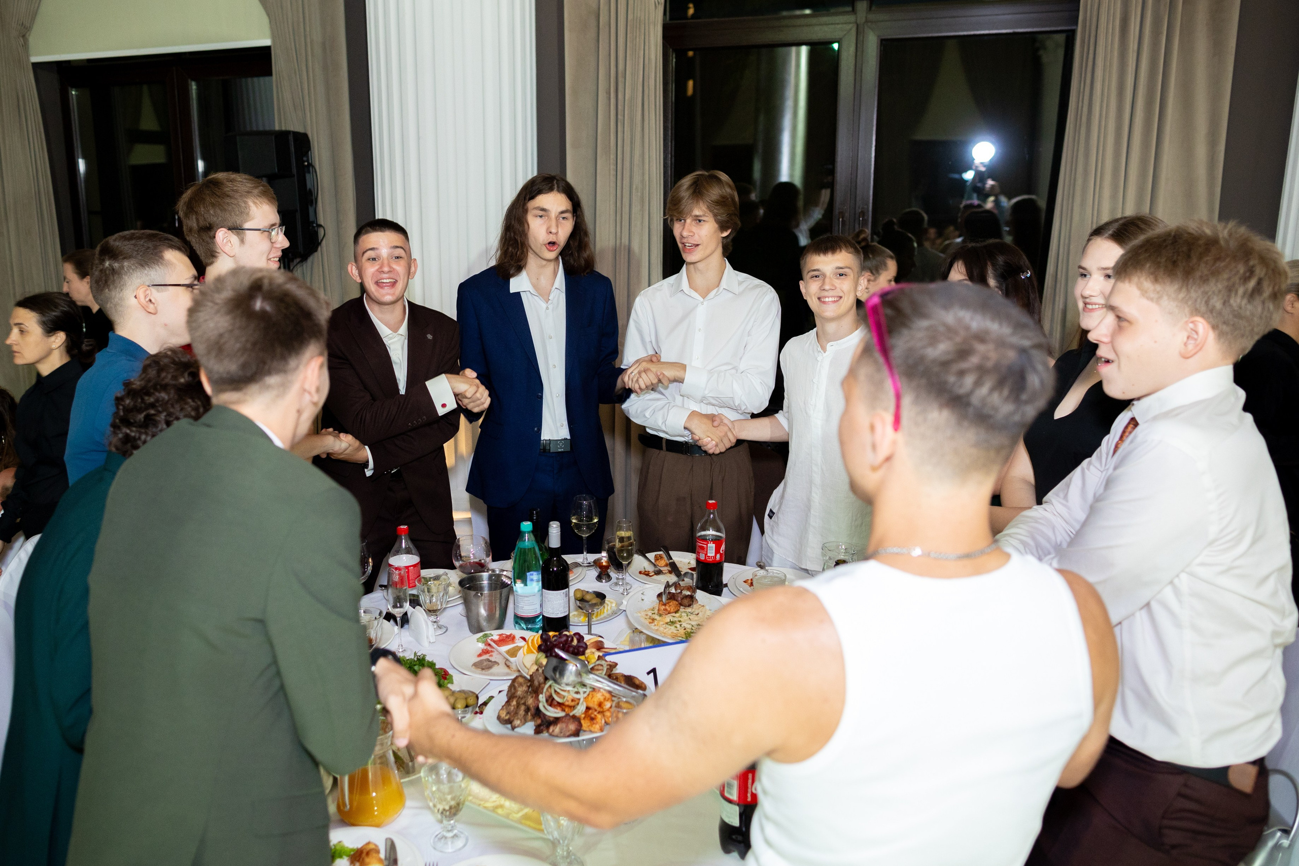Выпускной школа № 78. Фото и видеосъемка любых мероприятий в городе Краснодаре и Краснодарском крае. Щеколдин Антон