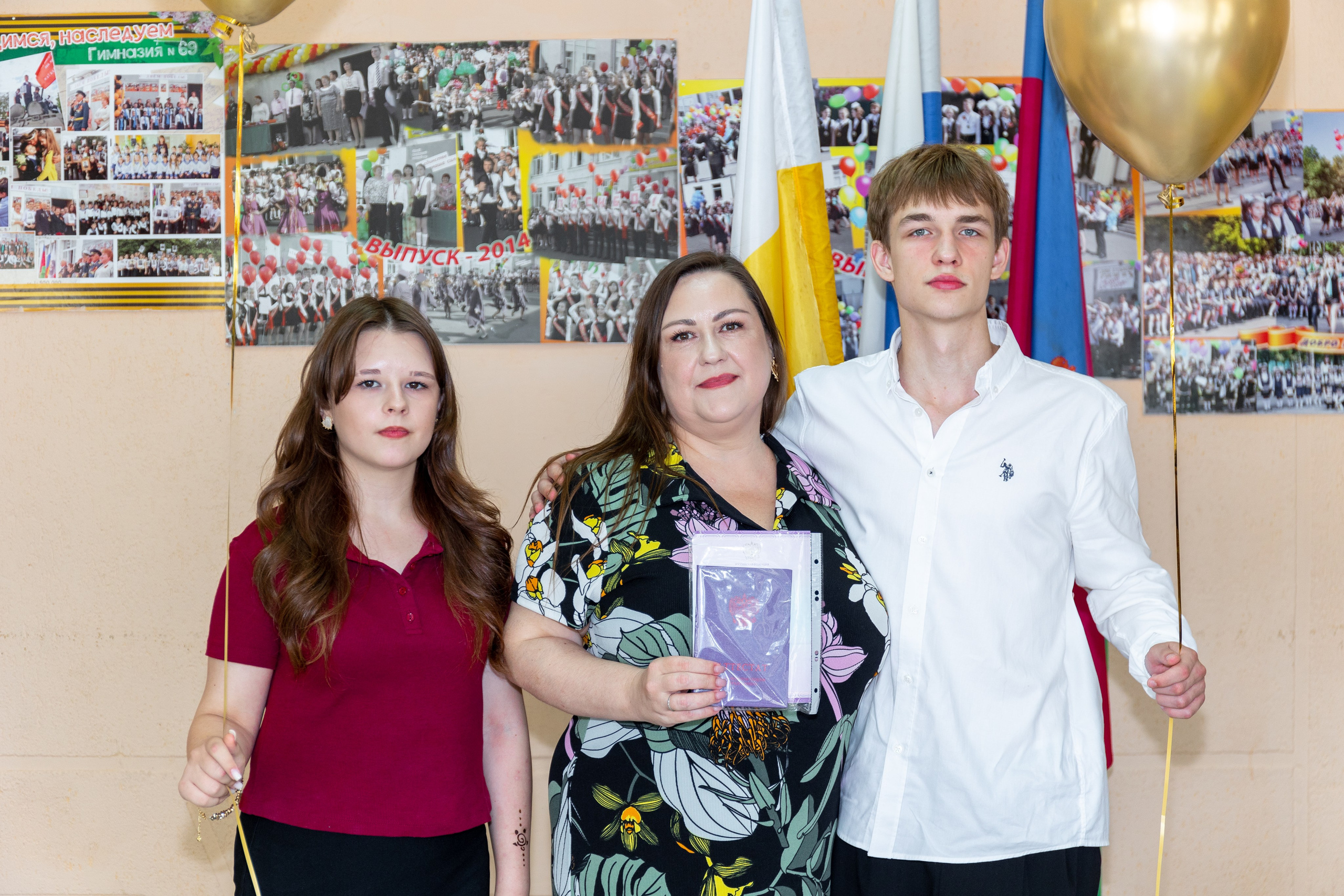 Вручение аттестатов (Гимназия№ 66). Фото и видеосъемка любых мероприятий в городе Краснодаре и Краснодарском крае. Щеколдин Антон