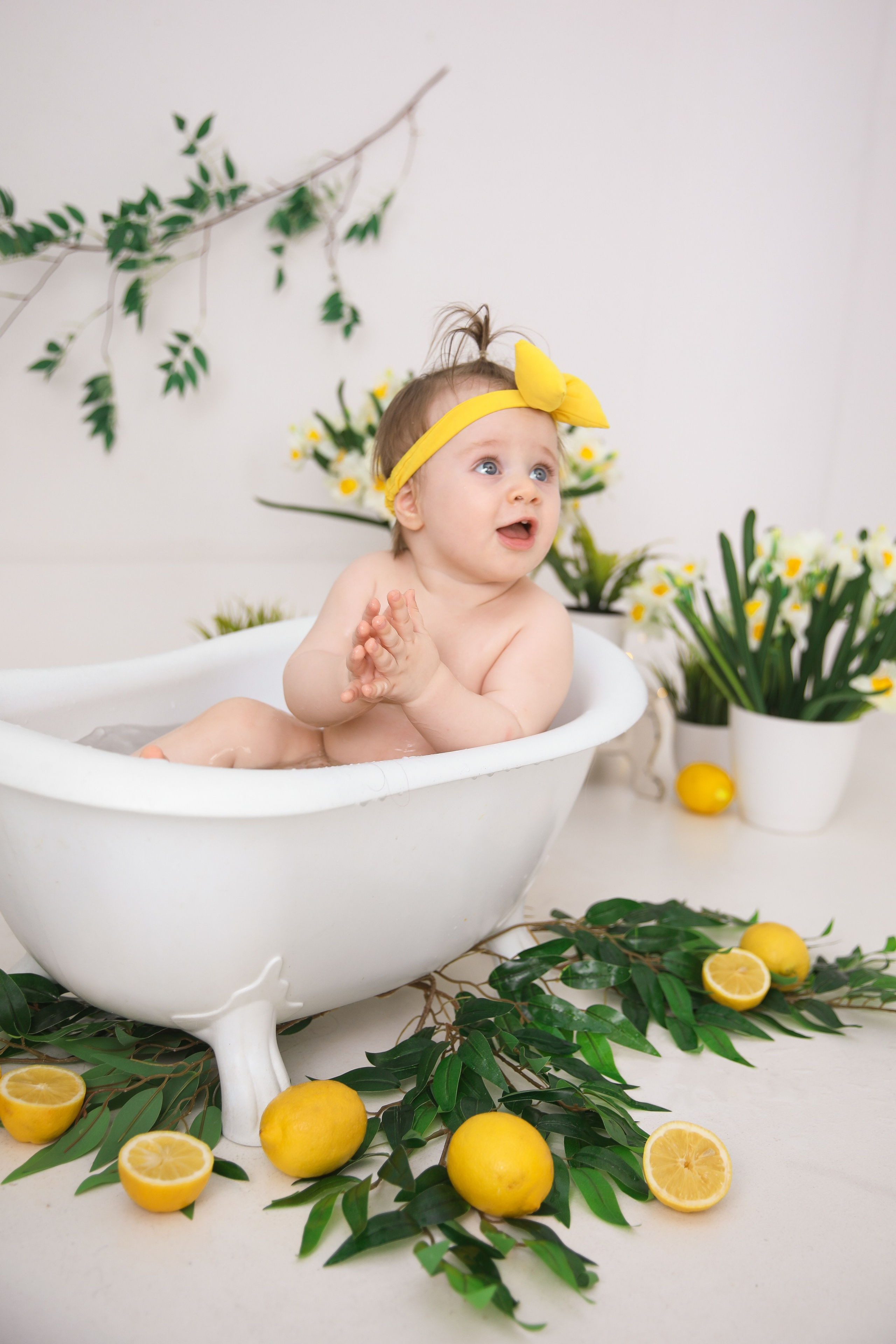 ГОДОВАСИКИ. Photographer Viktoriya Markushina «My world throug»