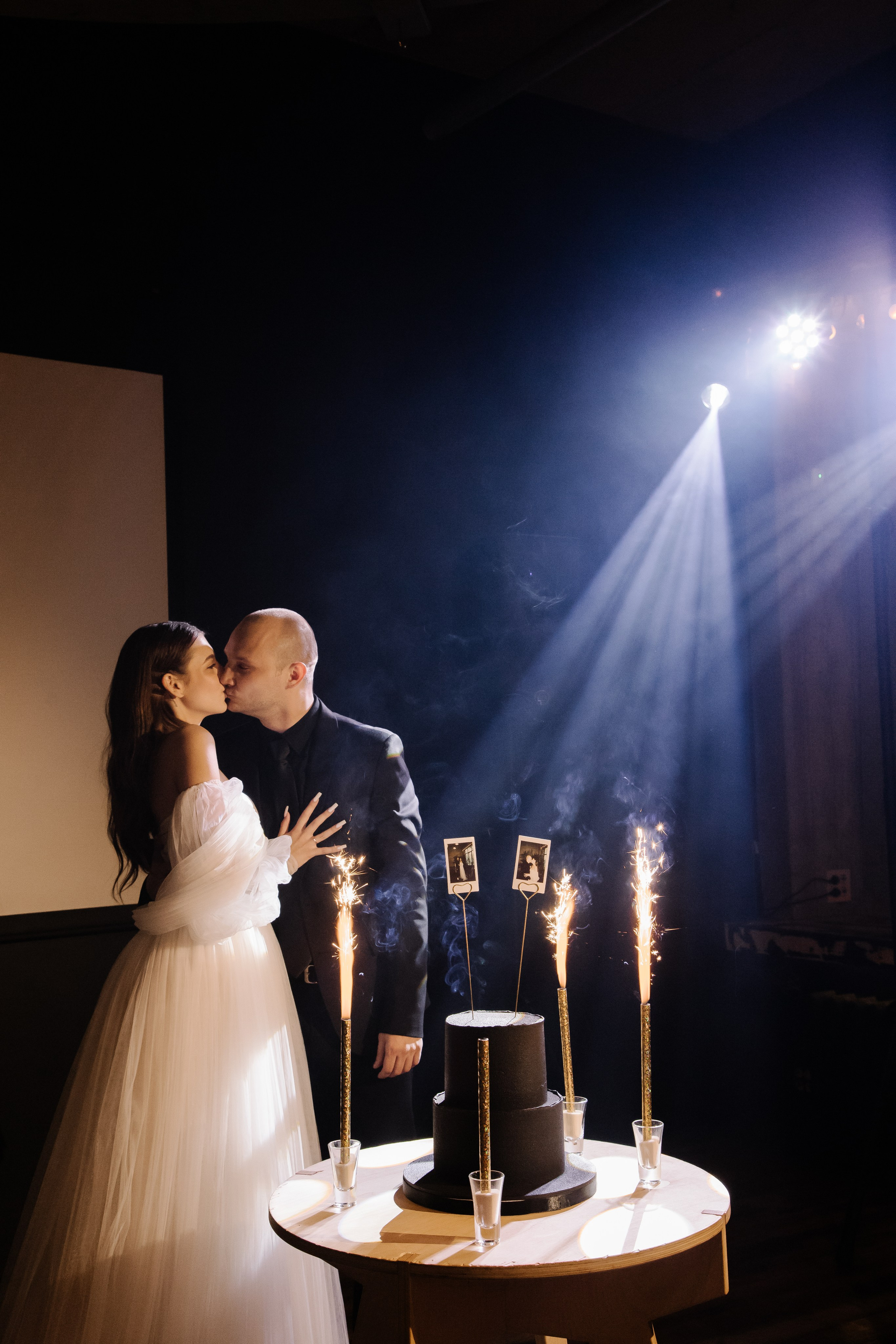 Цветочная локация. Свадебный фотограф Челябинск Полина Чеботарь