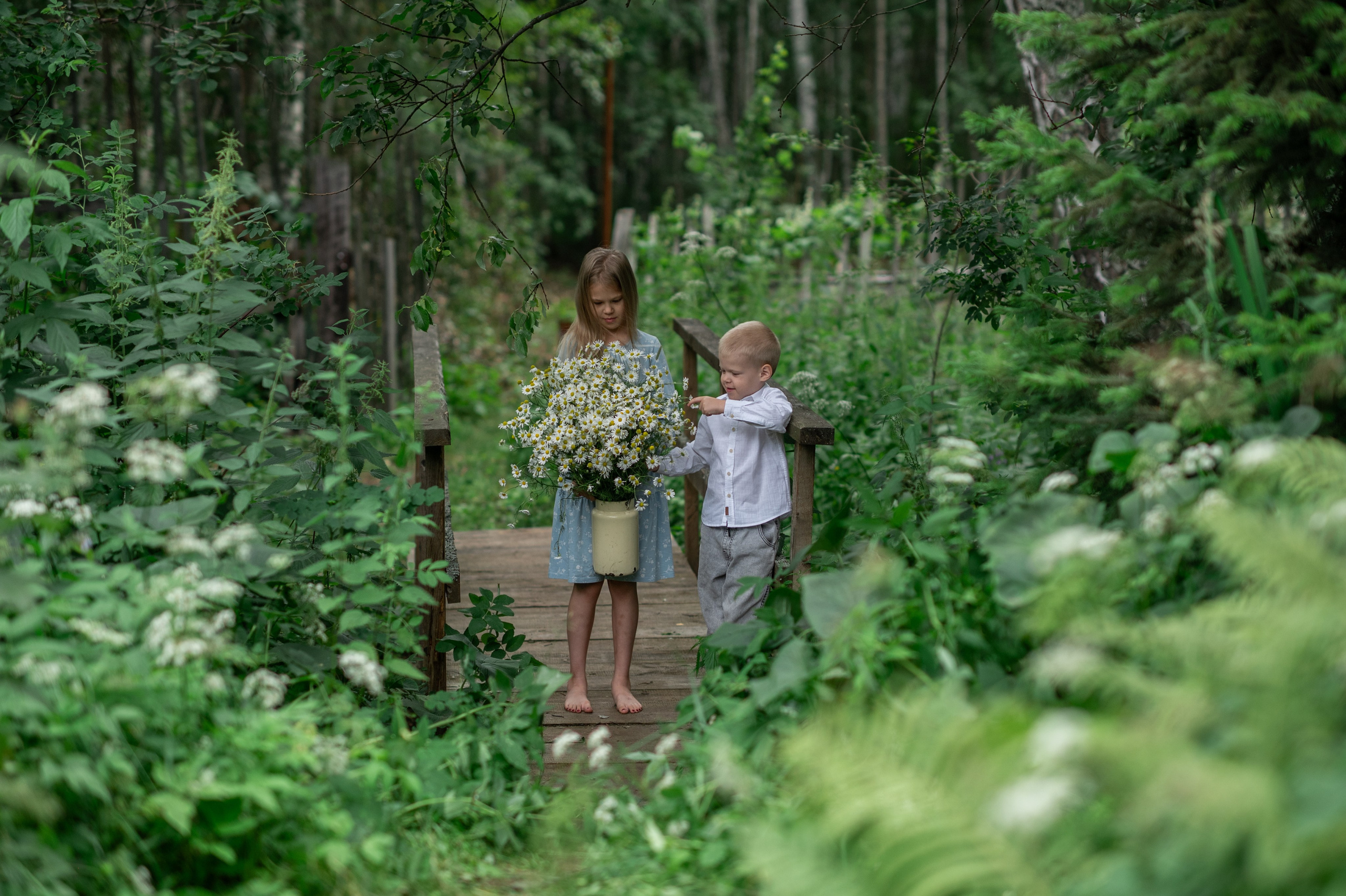 В САДУ. Семейный фотограф Екатеринбург Лора Мур