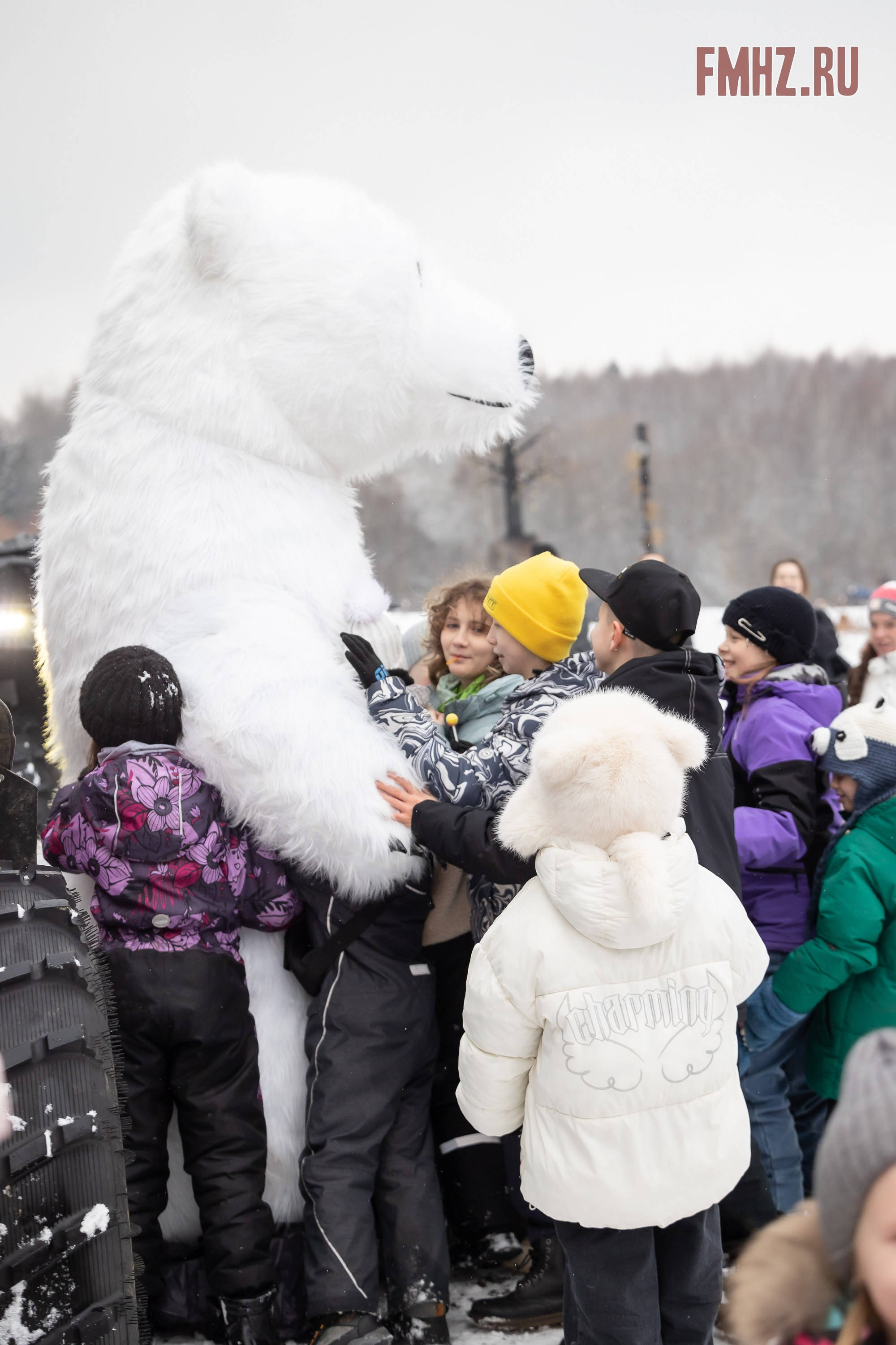Масленица на аллее памяти «Вечный сезон» 02.03.2025. Фотограф Владимир Охрименко