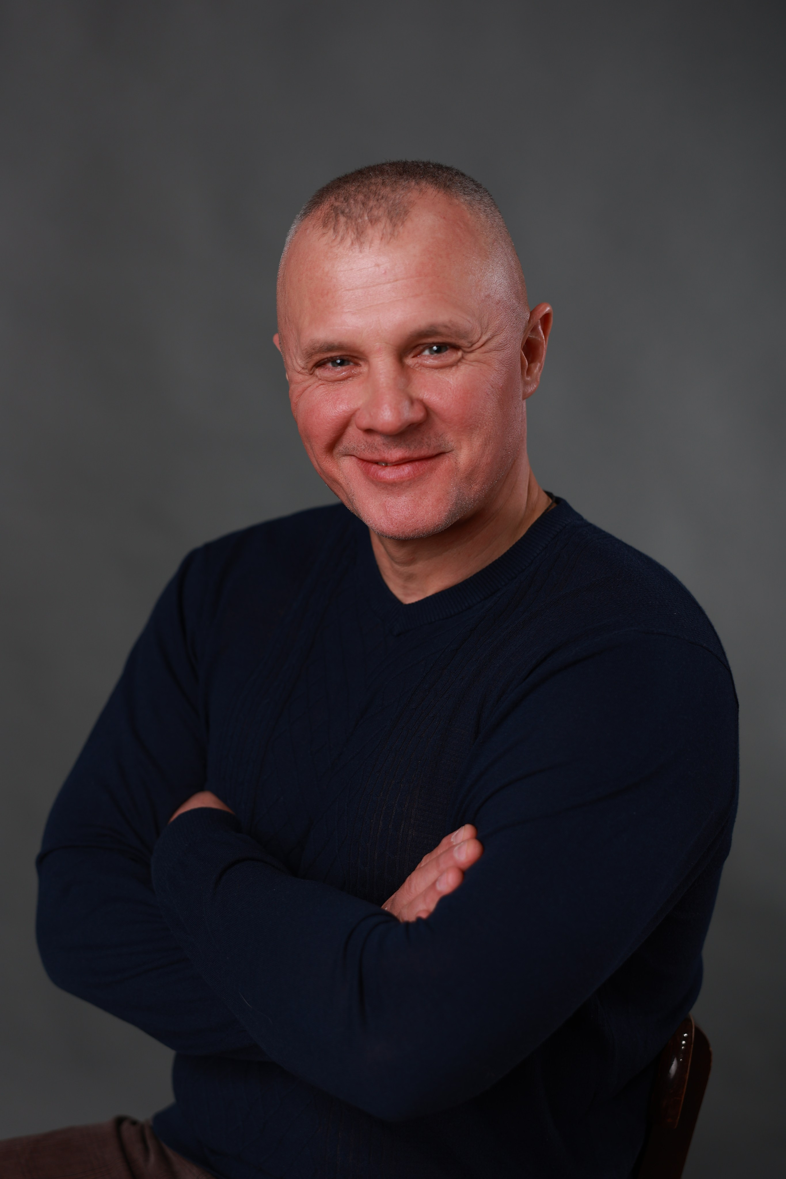 Студийная съёмка. Денис Волк актёр / модель