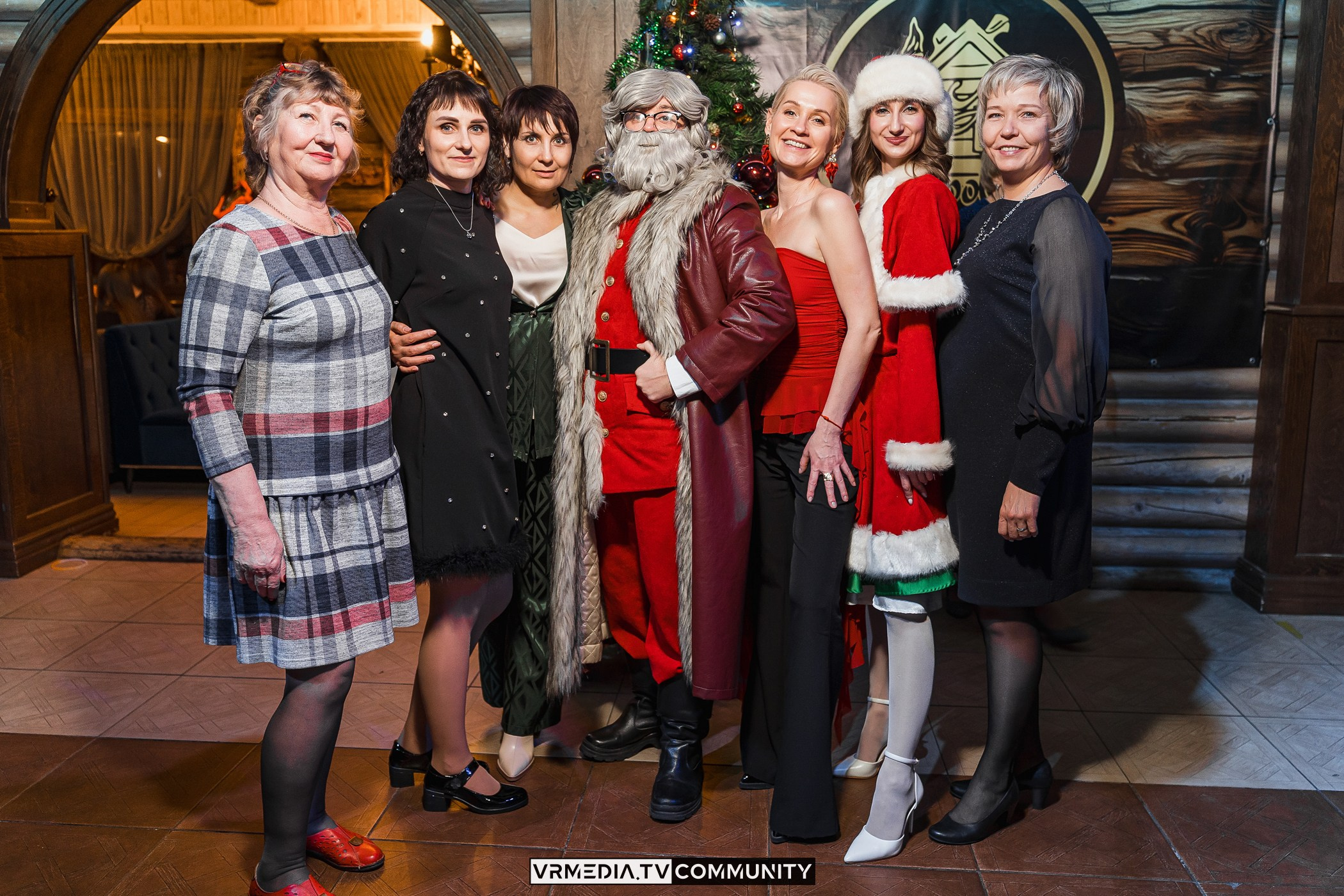 Новогодний вечер у «Петровича»