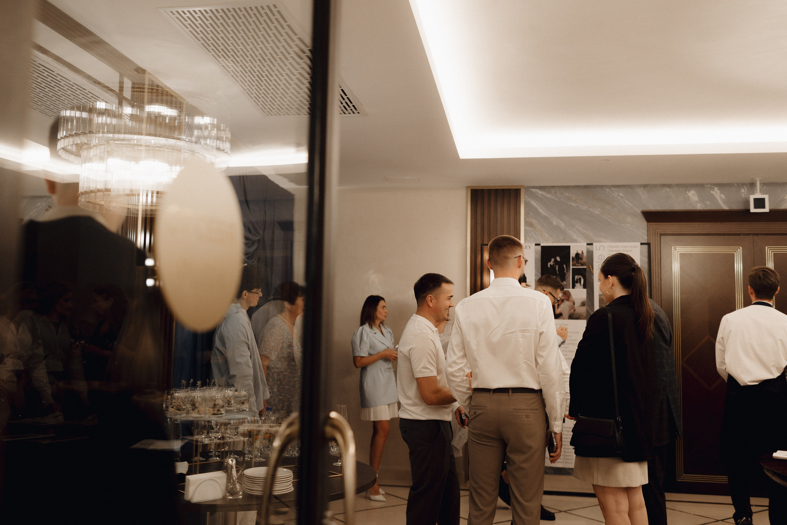 АРИНА И ЛЕША. ЧЕЛСИТИ. Свадебный и индивидуальный фотограф в Челябинске Евгения Негодяева