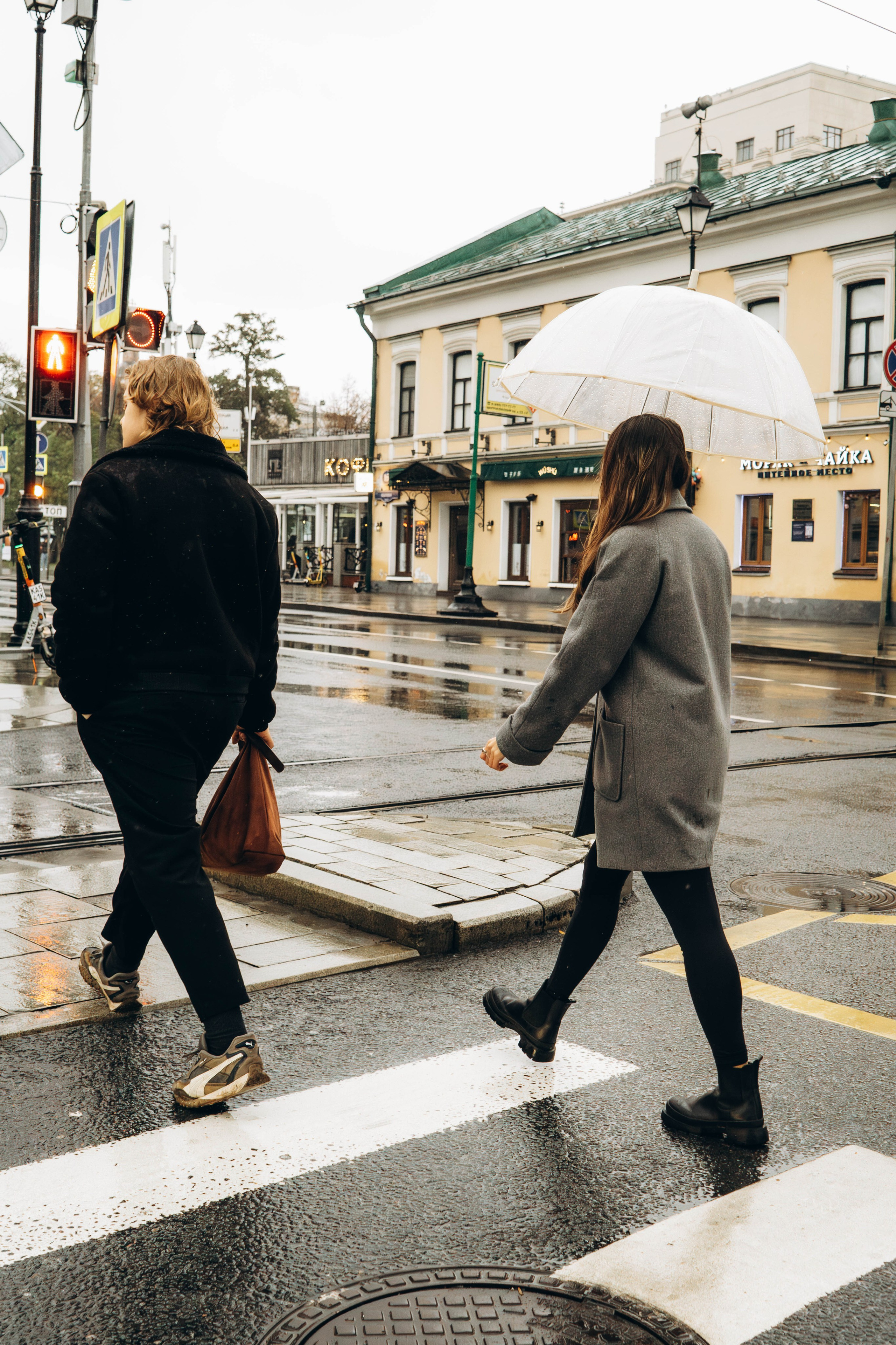 Саша и Максим. Чистые пруды. Фотограф Москва Валерия Веденина