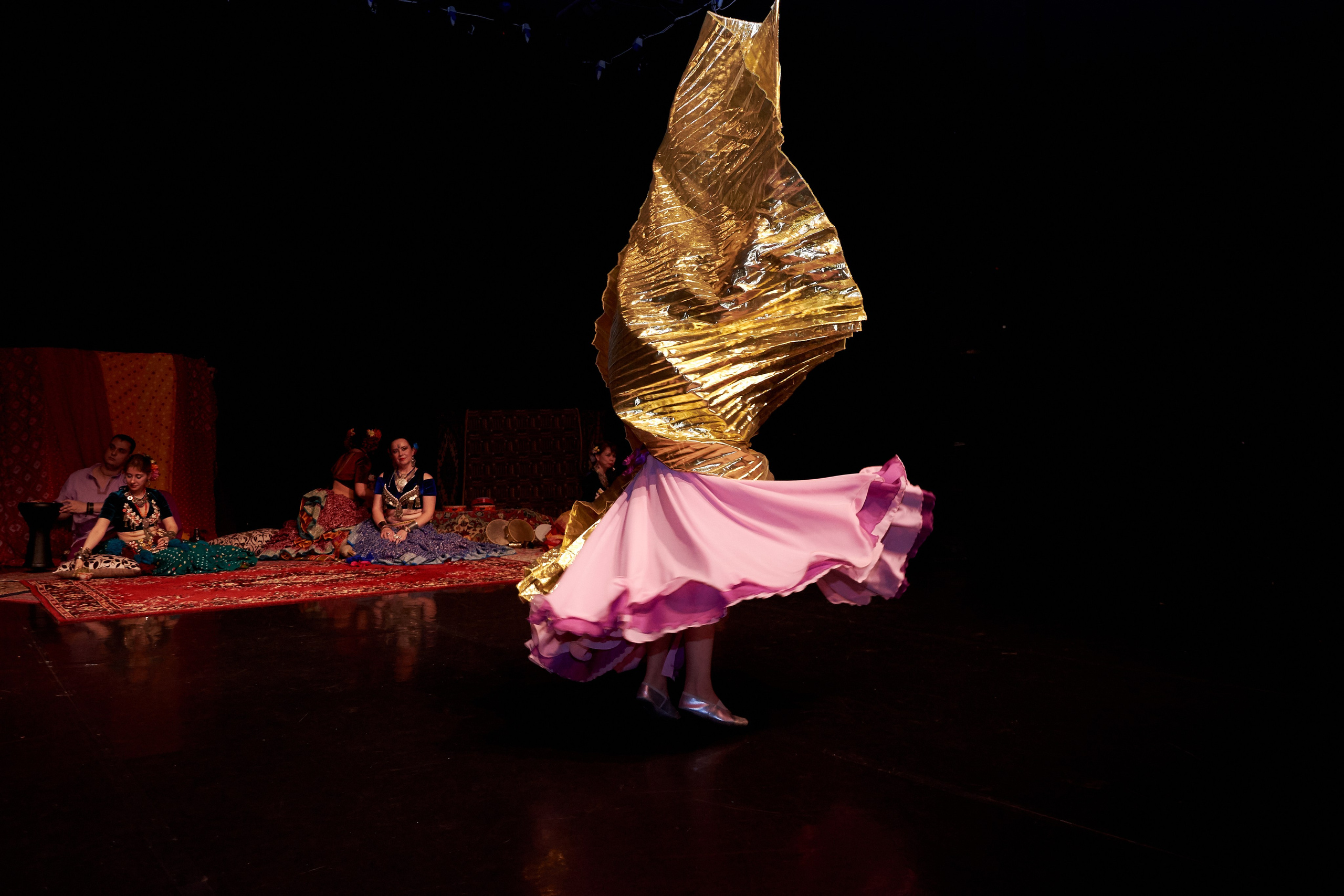 Город танцующего народа. Ольга Чёкотова (Фотограф Кострома)