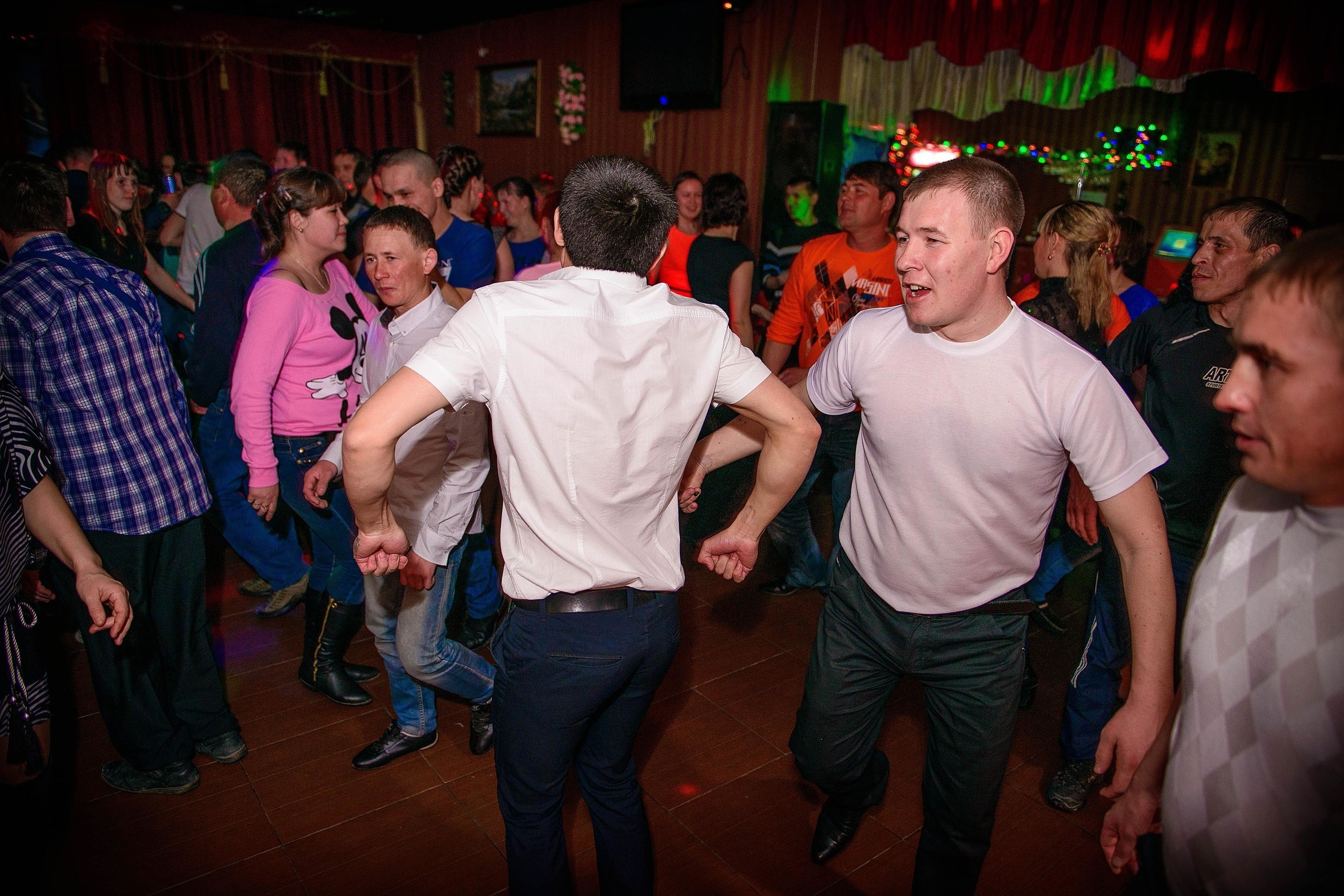 Клубные грезы. Свадебный фотограф на Урале Виктор Соколов