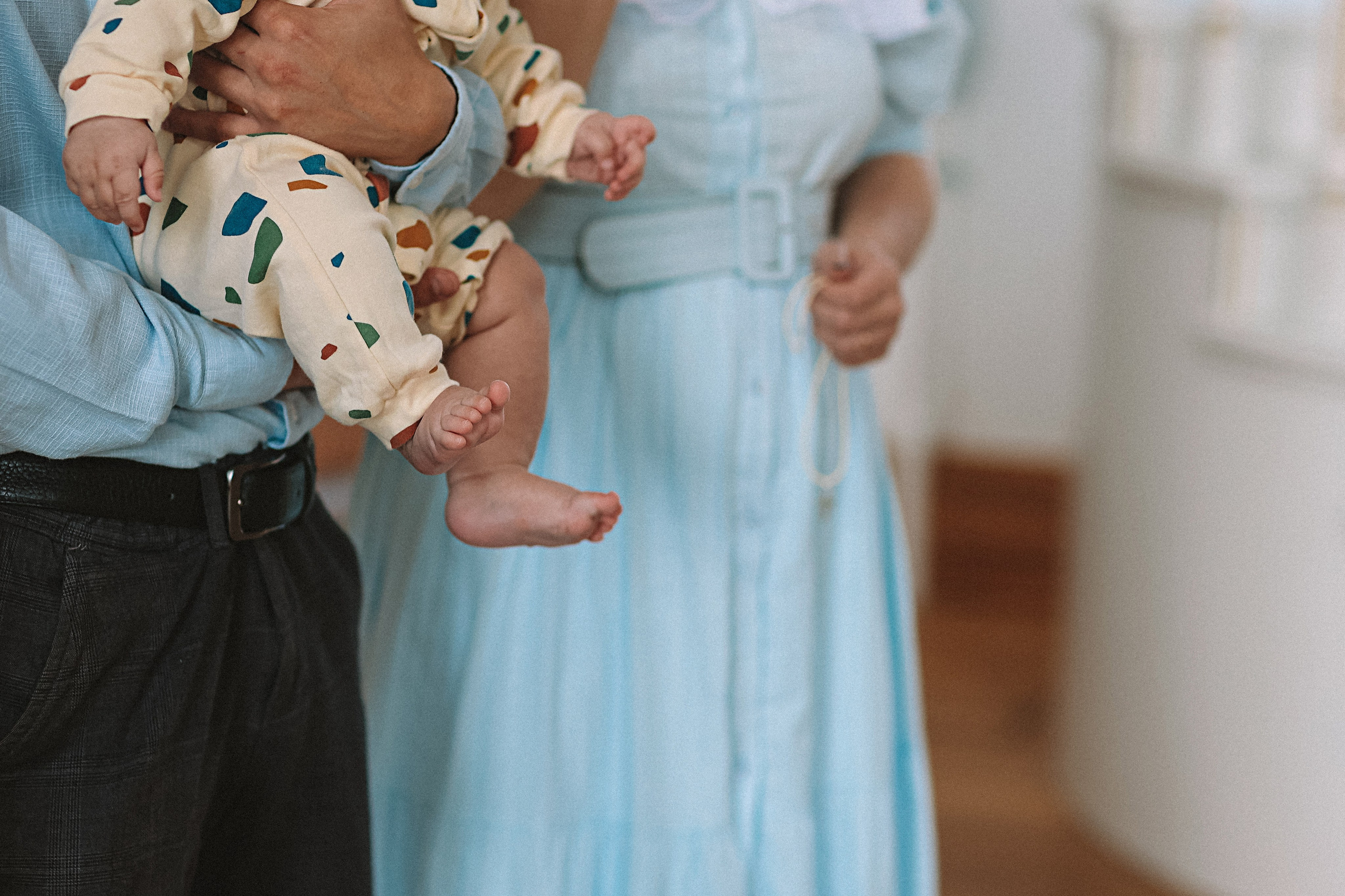 Крещение церковь около моста влюбленных. Семейный фотограф Тюмень, фотограф на роды Салмина Мария