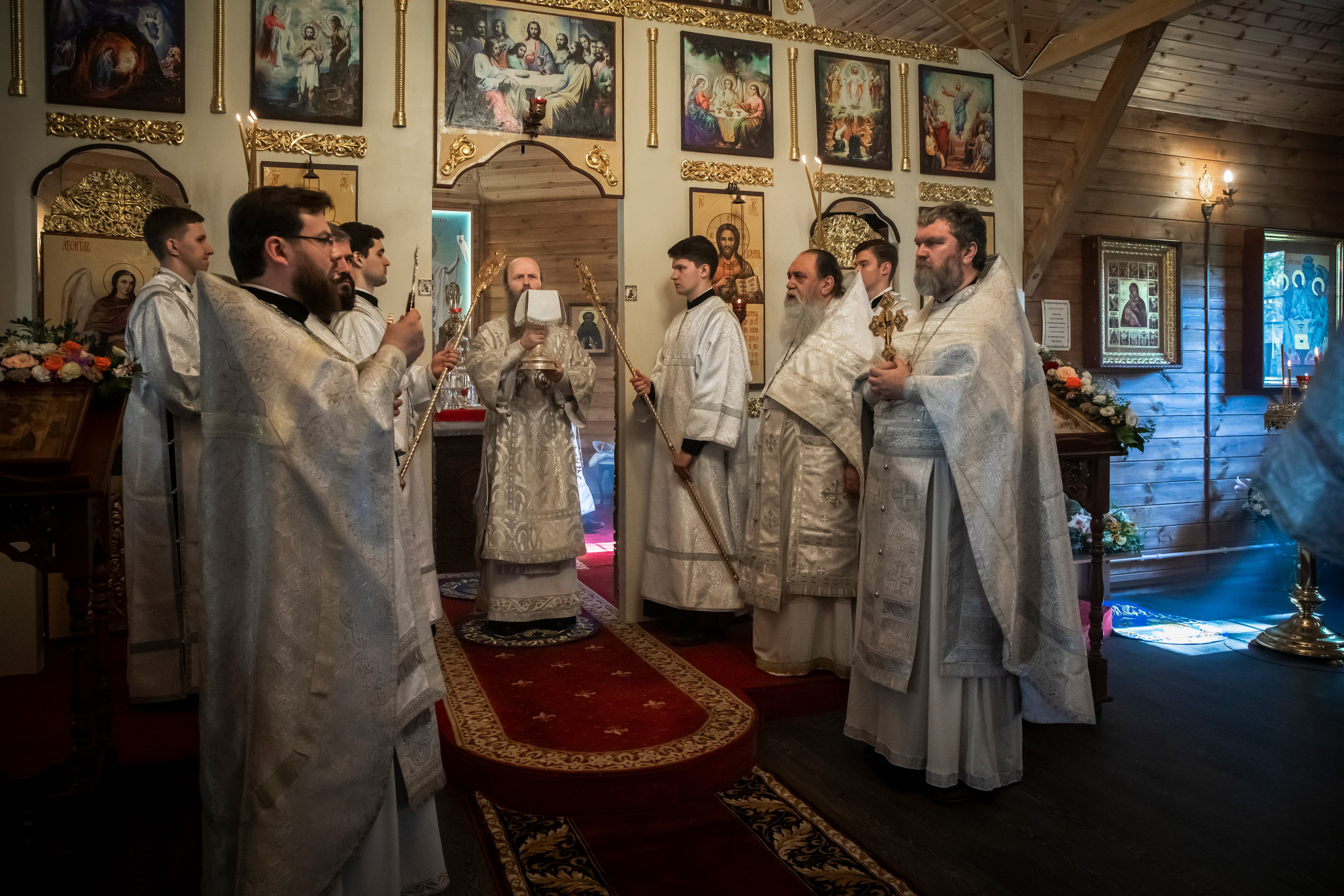 Епископ Силуан Павло-Посадский служба в храме св.Николая 25.08.2024. Арт- фотограф Москва