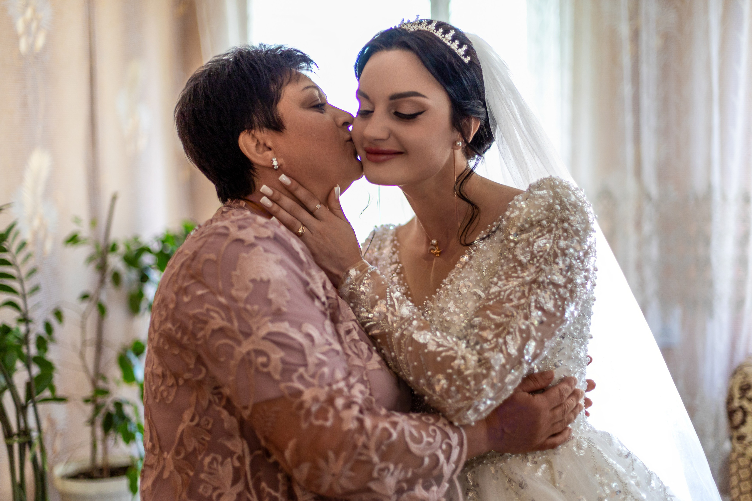 Выкуп и сборы Мурад и Екатерина. Репортажный фотограф Анапа