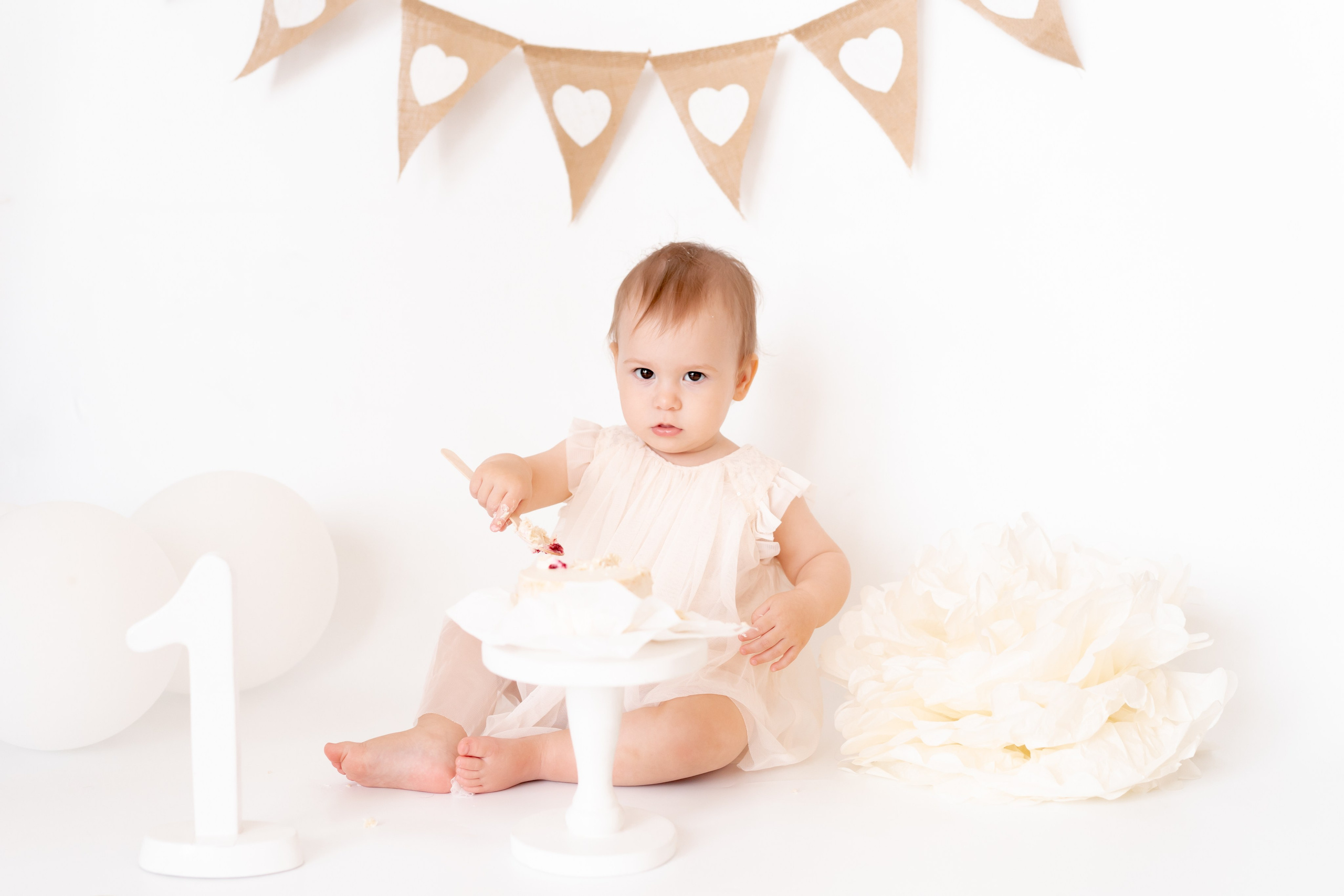 Крушение торта, Smash cake. Детская, семейная фотостудия в Санкт-Петербурге