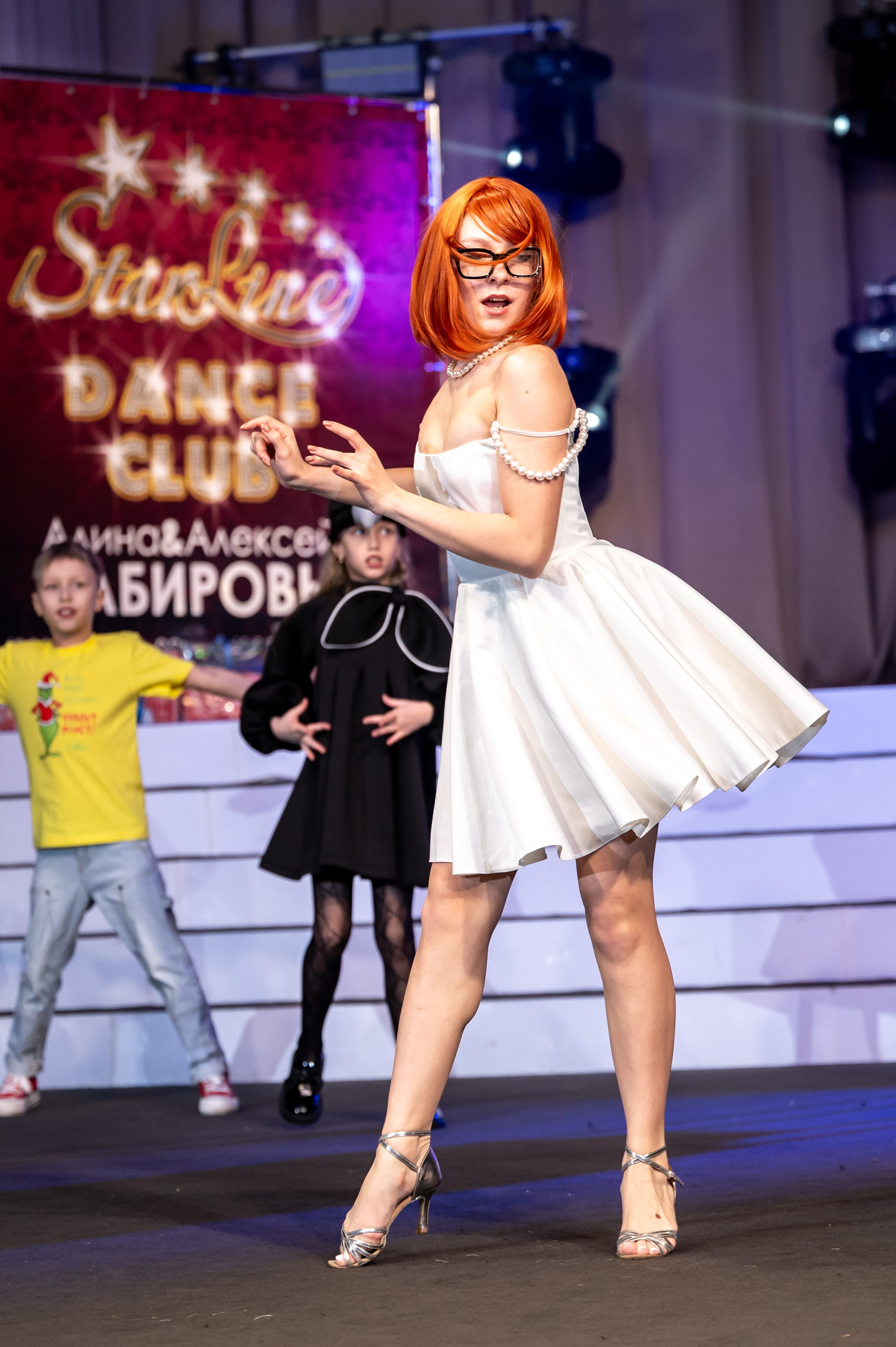 SL Новогодний отчетный концерт 2024/2025. Спортивный фотограф в Туле и Тульской области. Файсханова Фото Спорт