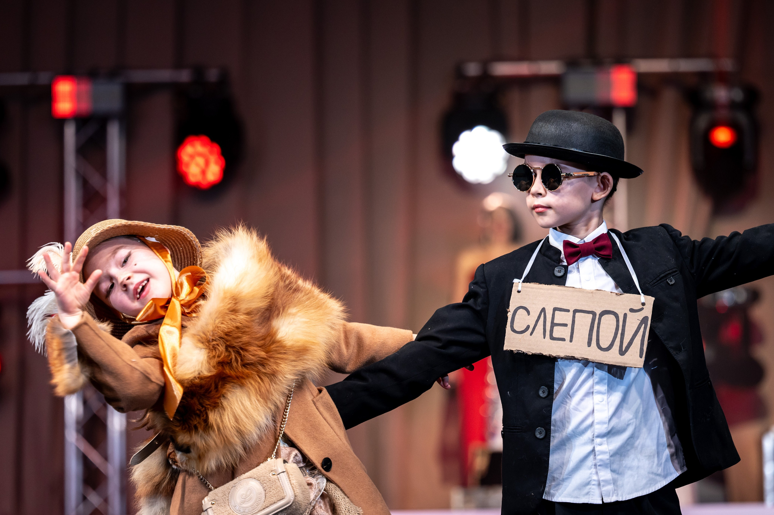 SL Новогодний отчетный концерт 2024/2025. Спортивный фотограф в Туле и Тульской области. Файсханова Фото Спорт