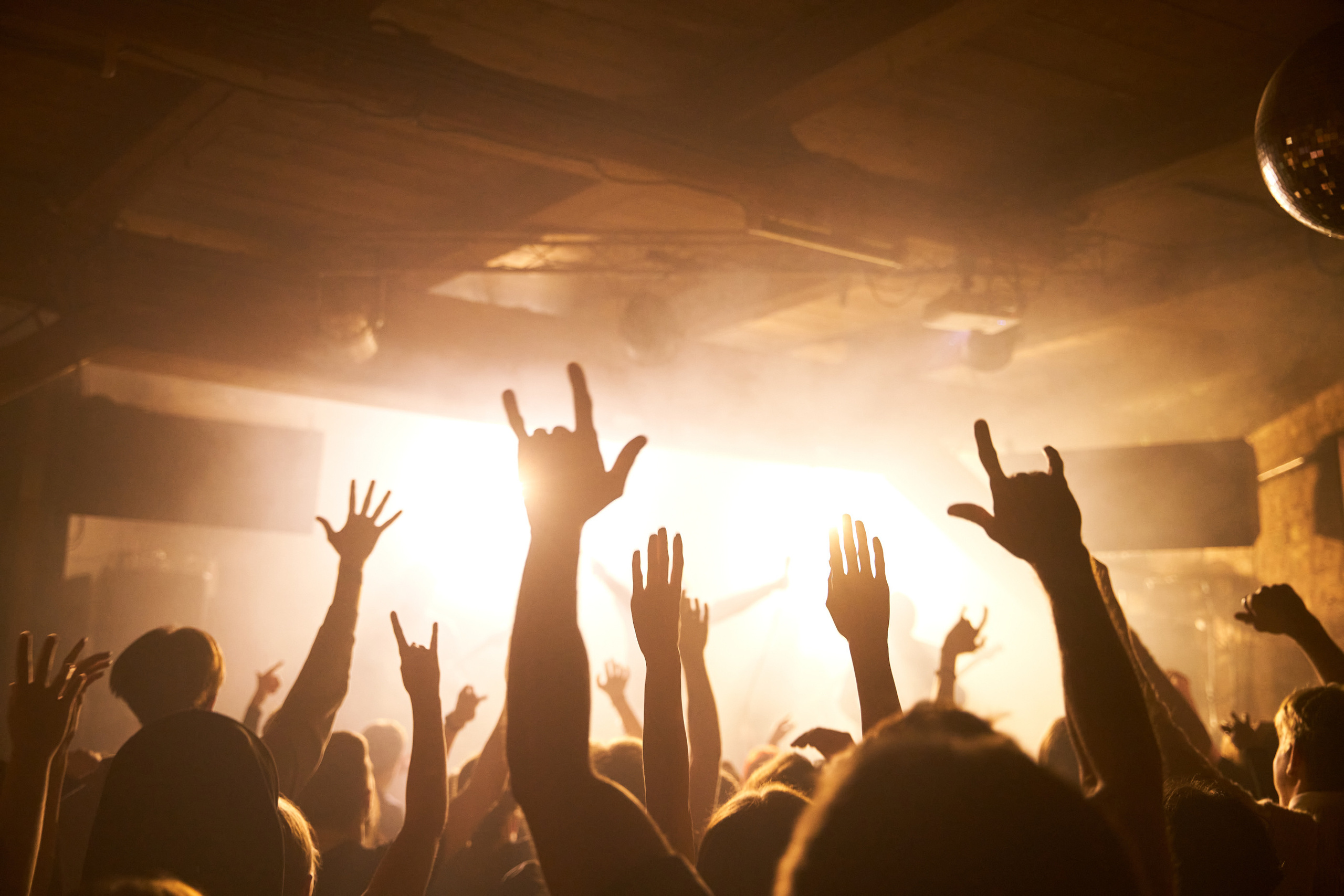 Фотосъёмка концертов в Санкт-Петербурге. Лена Монахова — портретный и концертный фотограф в Санкт-Петербурге