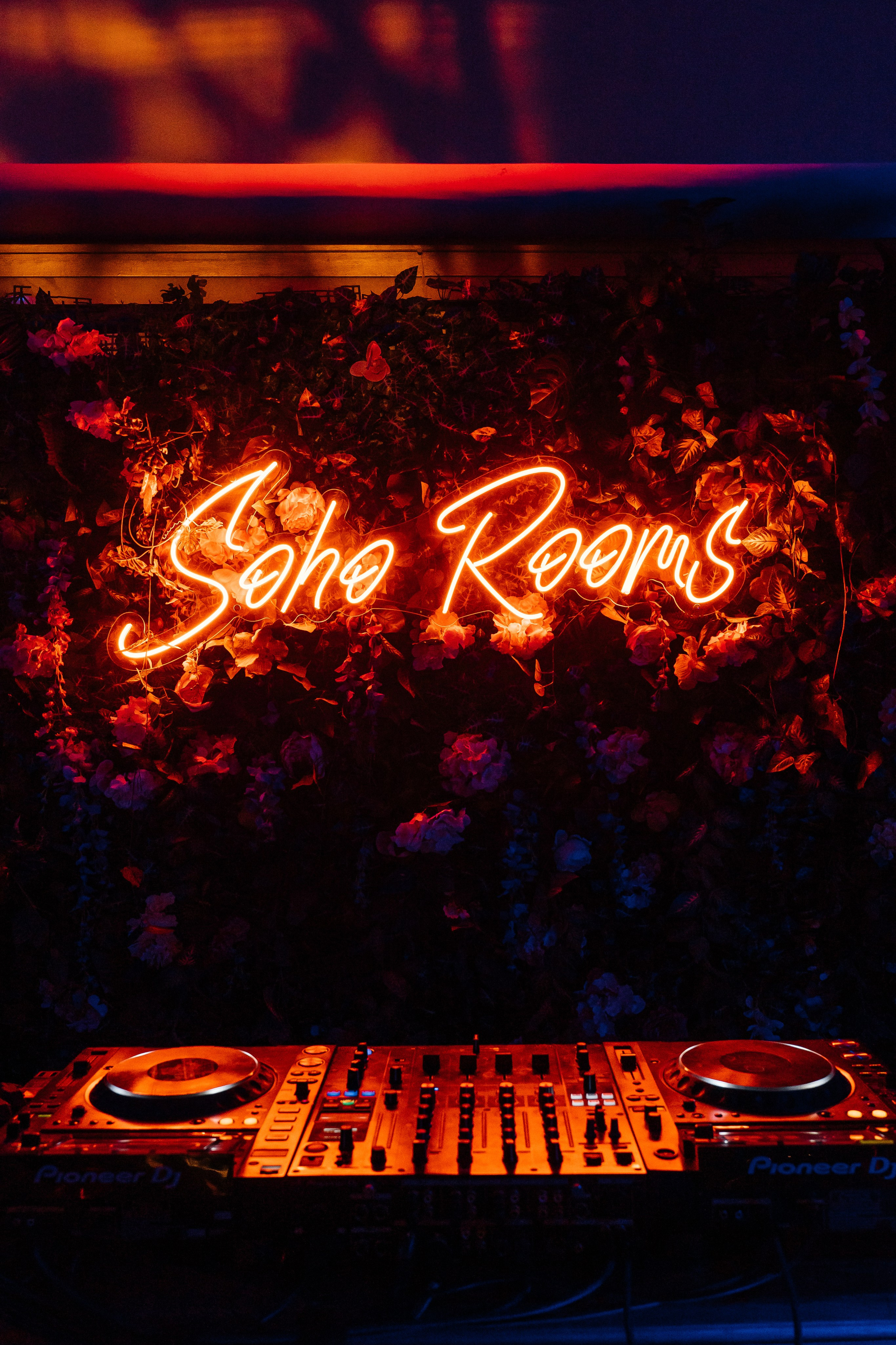 София День Рождения. Lokos.pro Ник Соколов Фото и Видео Москва/Ростов-на-Дону