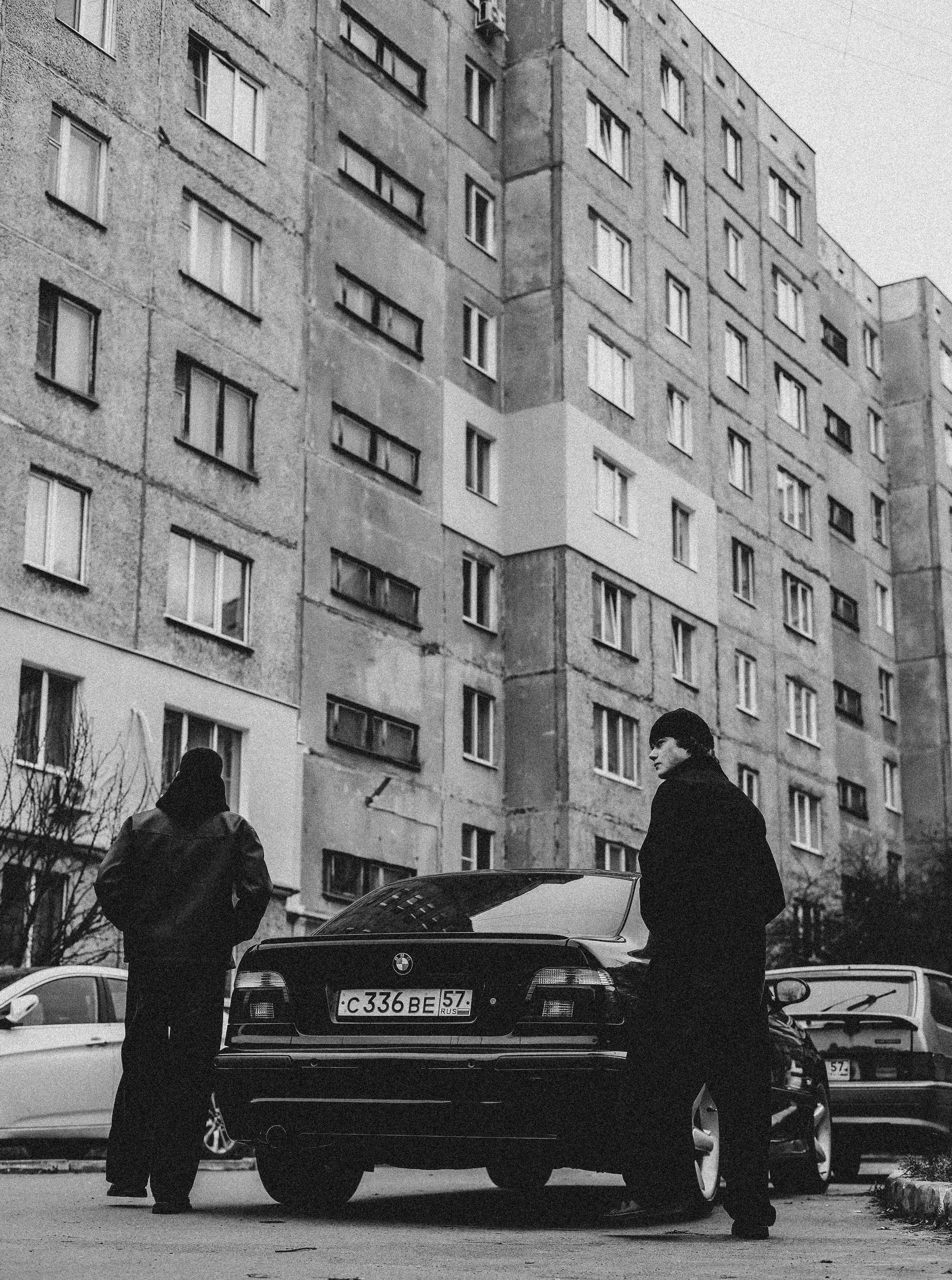 Богдан и Михаил. Портретный фотограф в Орле. Готовые фото за 3 дня! Помощь в позировании. Советы по организации