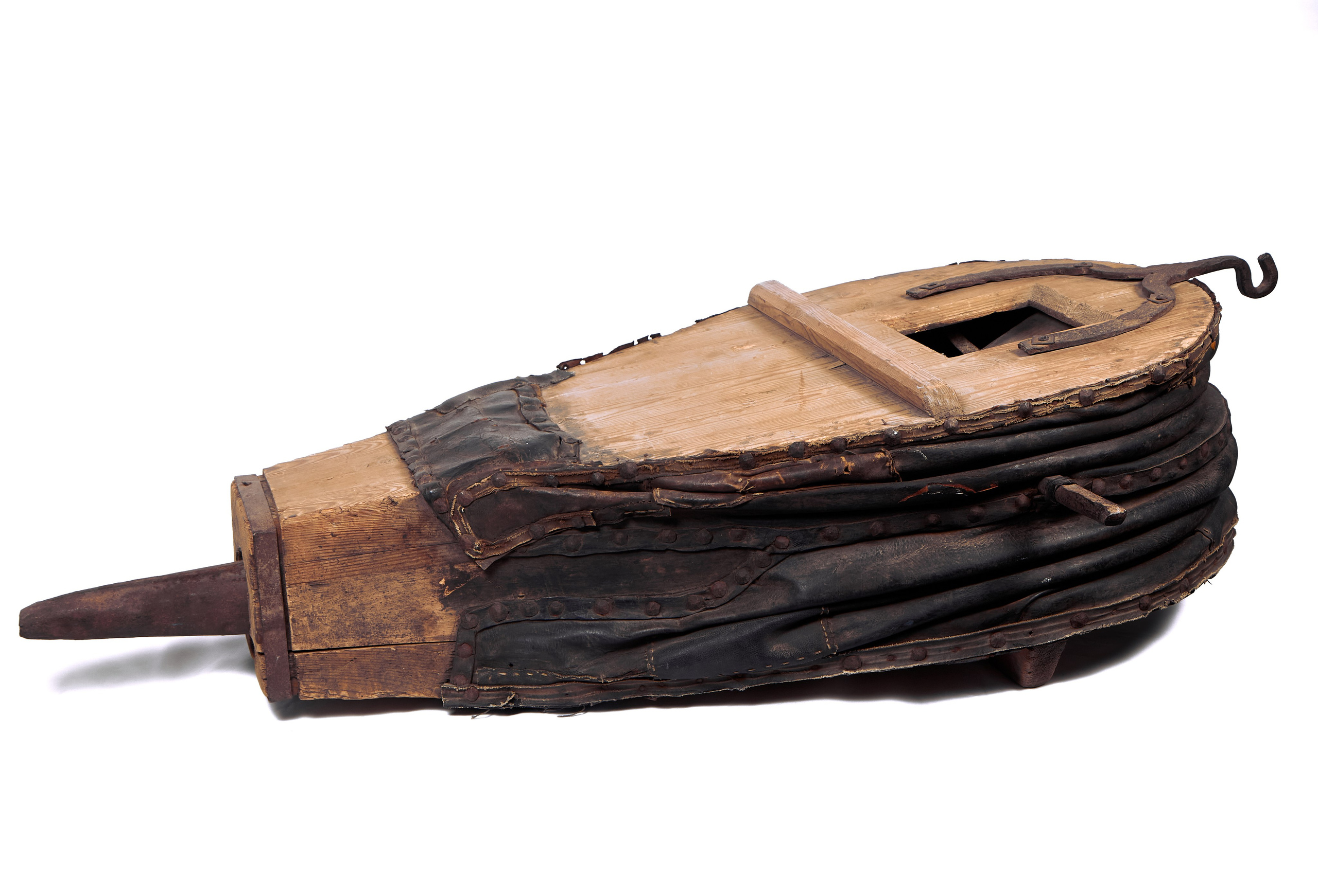 Фотосъёмка для музея в г. Невьянск. Предметный и репортажный фотограф Алексей Кротов