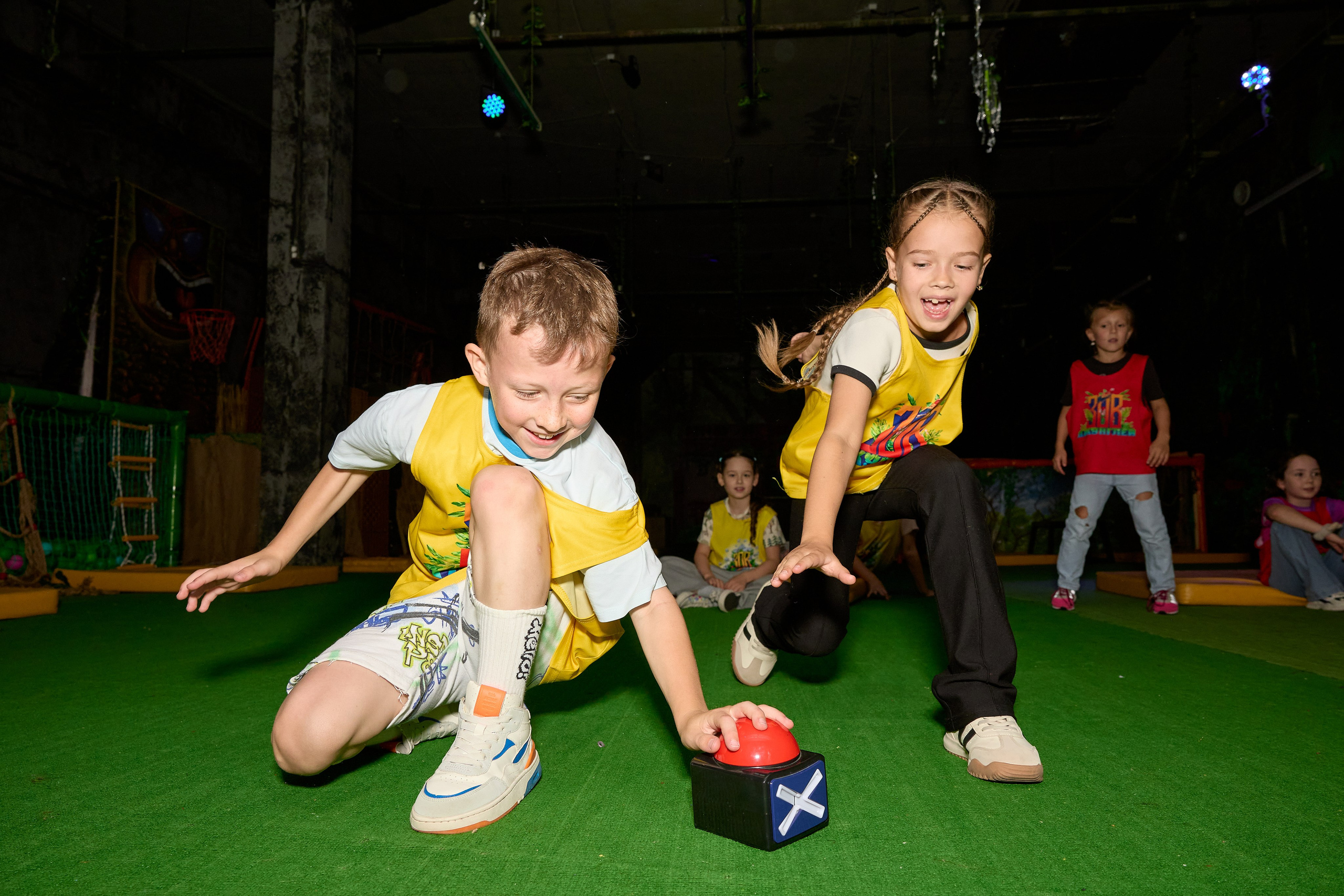 Фотосъёмка квестов и квест-шоу. Предметный и репортажный фотограф Алексей Кротов