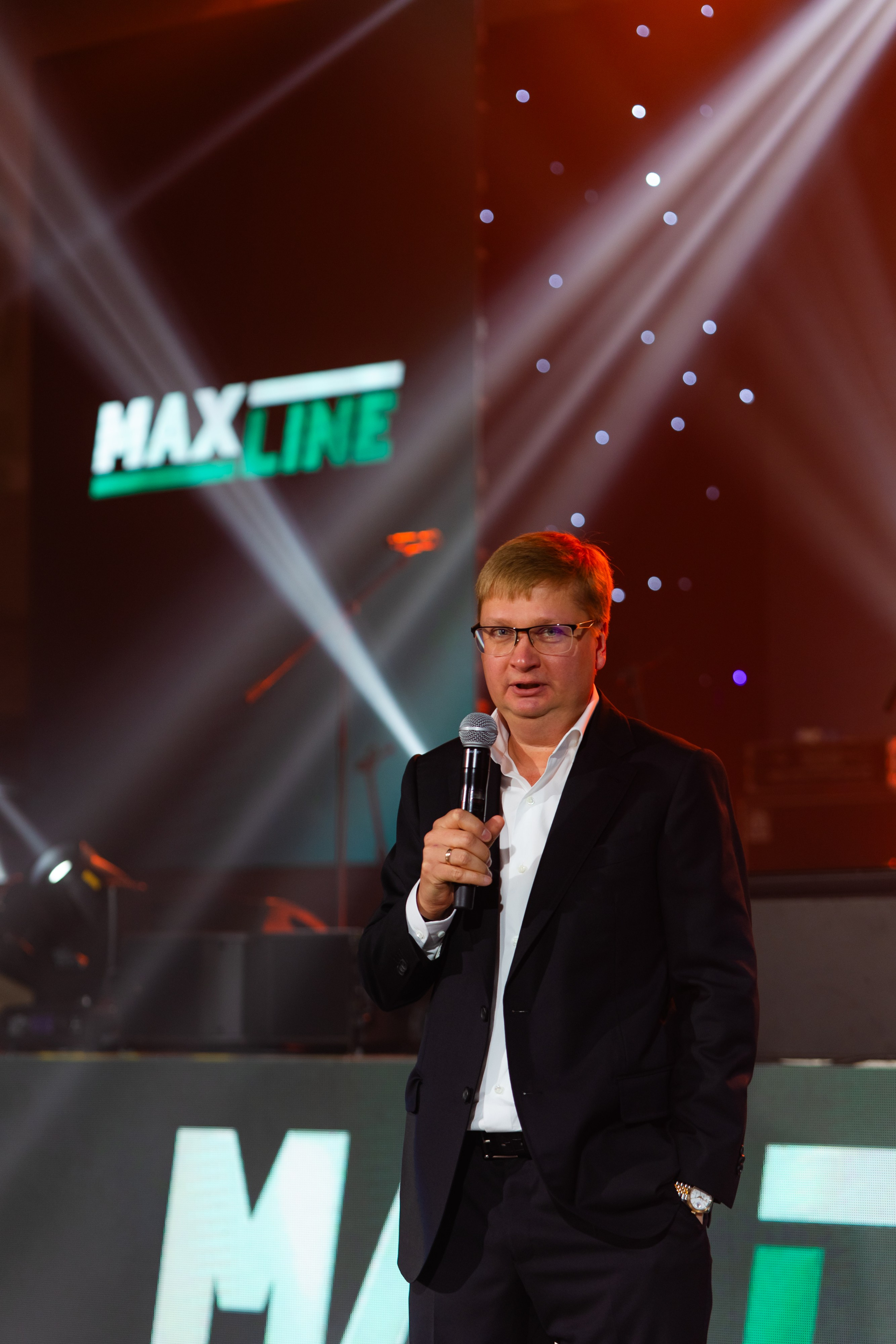 MAXLINE. Свадебный фотограф Минск РБ