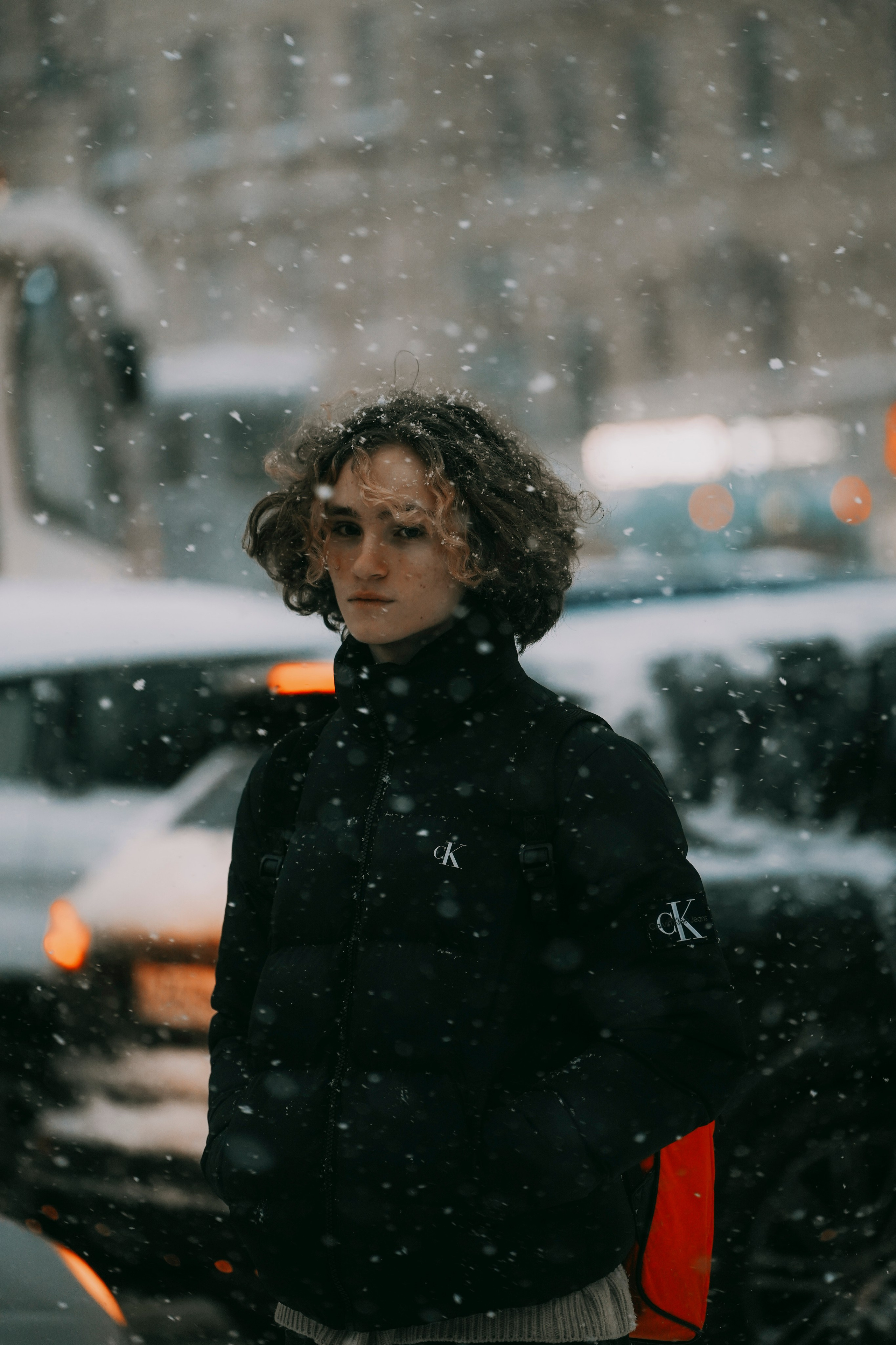 2024. Стрит-фотография, полная абсурда, идиотизма и красоты