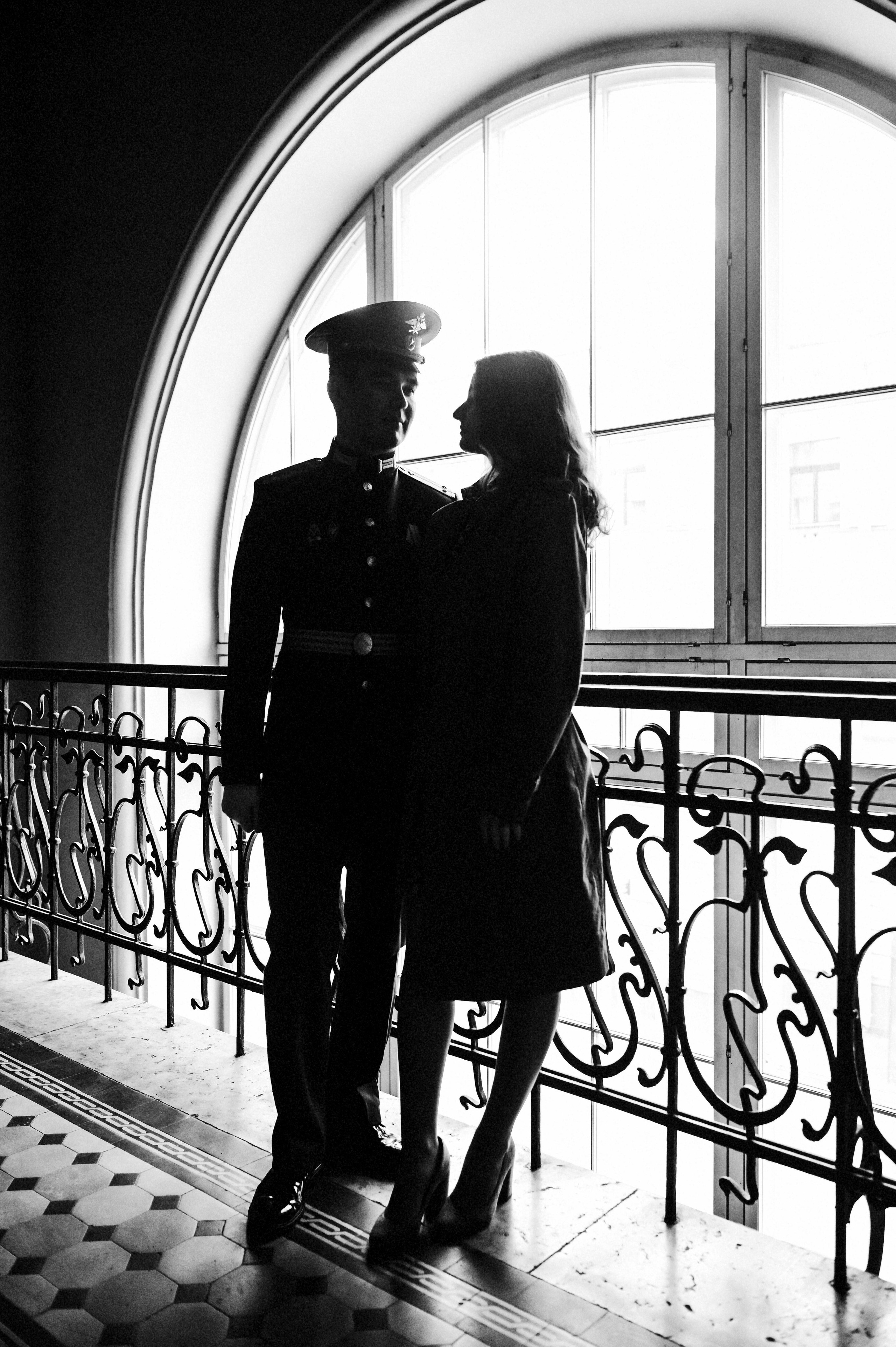 Love story на вокзале. Анастасия и Азамат. Семейный и свадебный фотограф в Санкт-Петербурге Яна