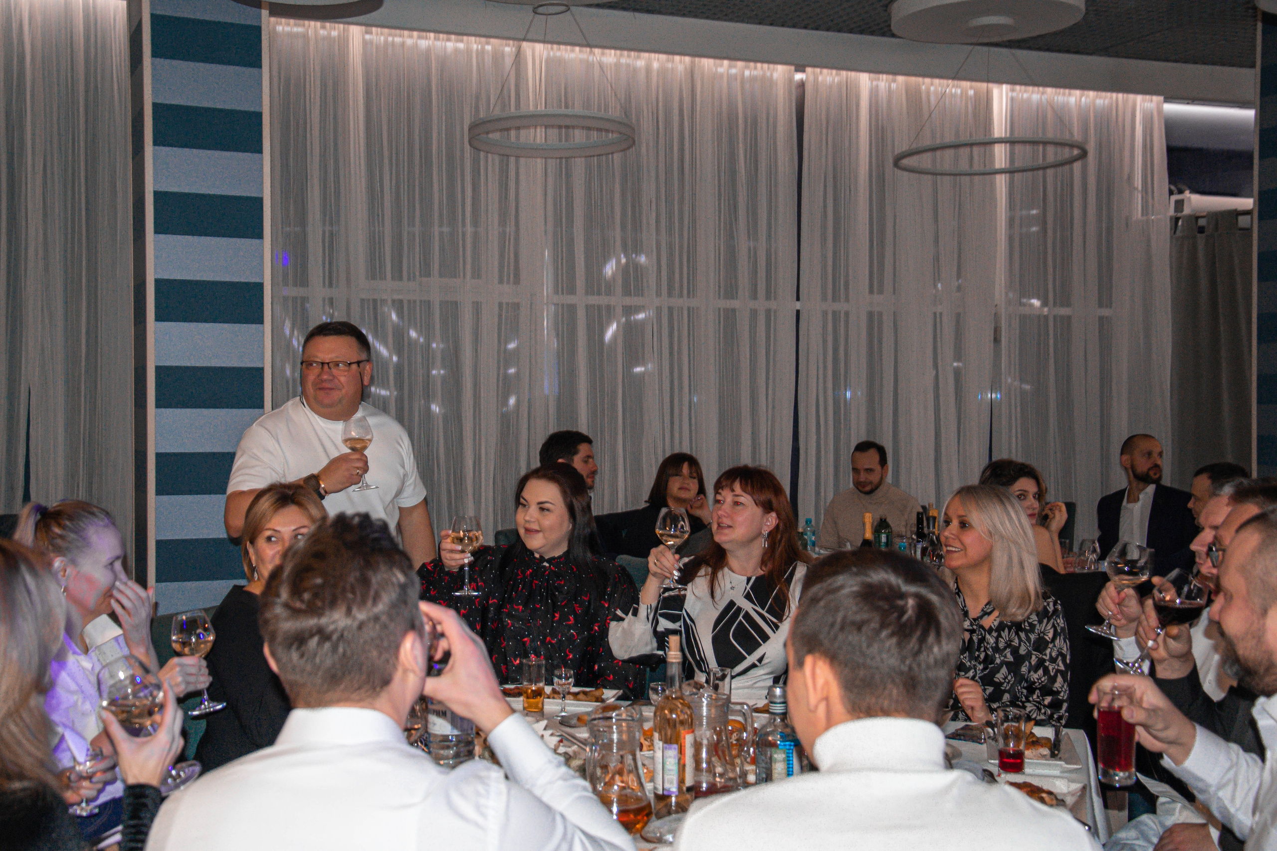 Корпоратив. Женский фотограф в Людиново и Киров