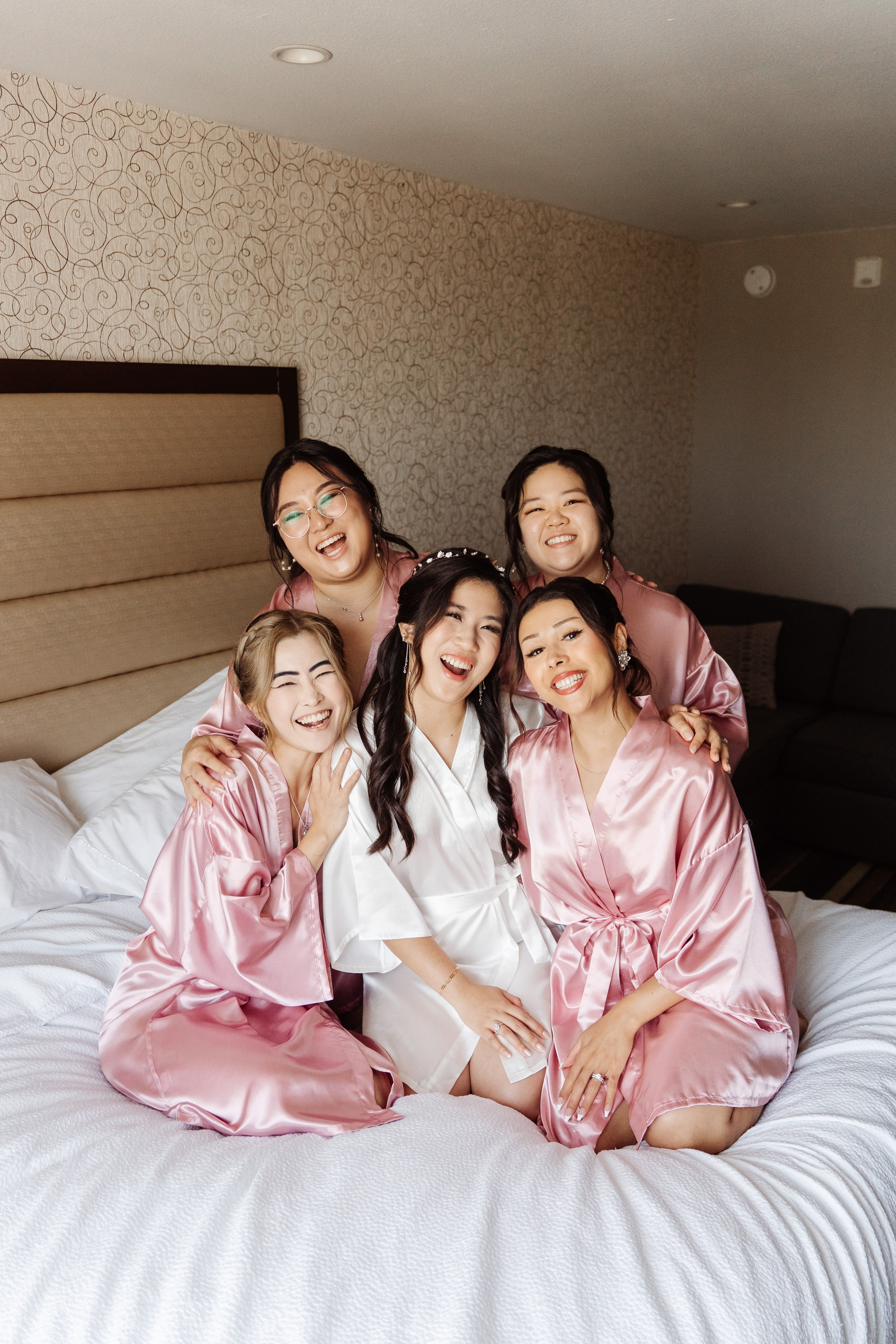 2025-08-16_AndreaChristopher. Ретушер Зенькевич Света