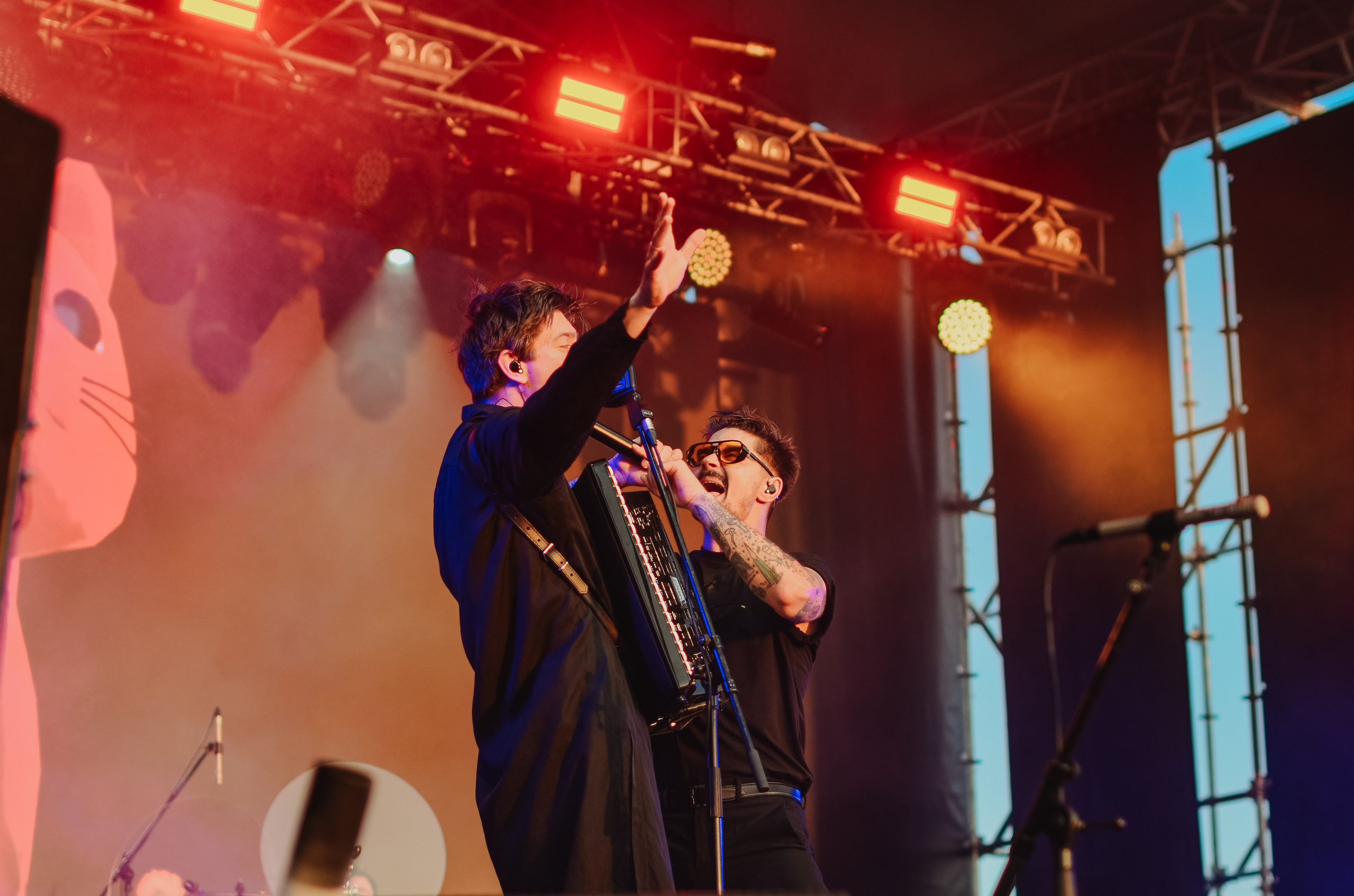 Концерт The Hatters на фестивале «Грань» в Барнауле. Денисова Аля — фотограф для парных съемок и индивидуальных историй в Барнауле