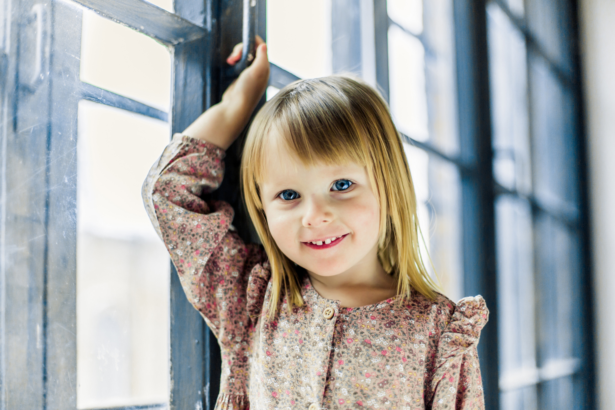 Фотосессия маленькой дочки с мамой в фотостудии Pavilion. Детский, свадебный и семейный фотограф Юлия Курбатова, Санкт-Петербург