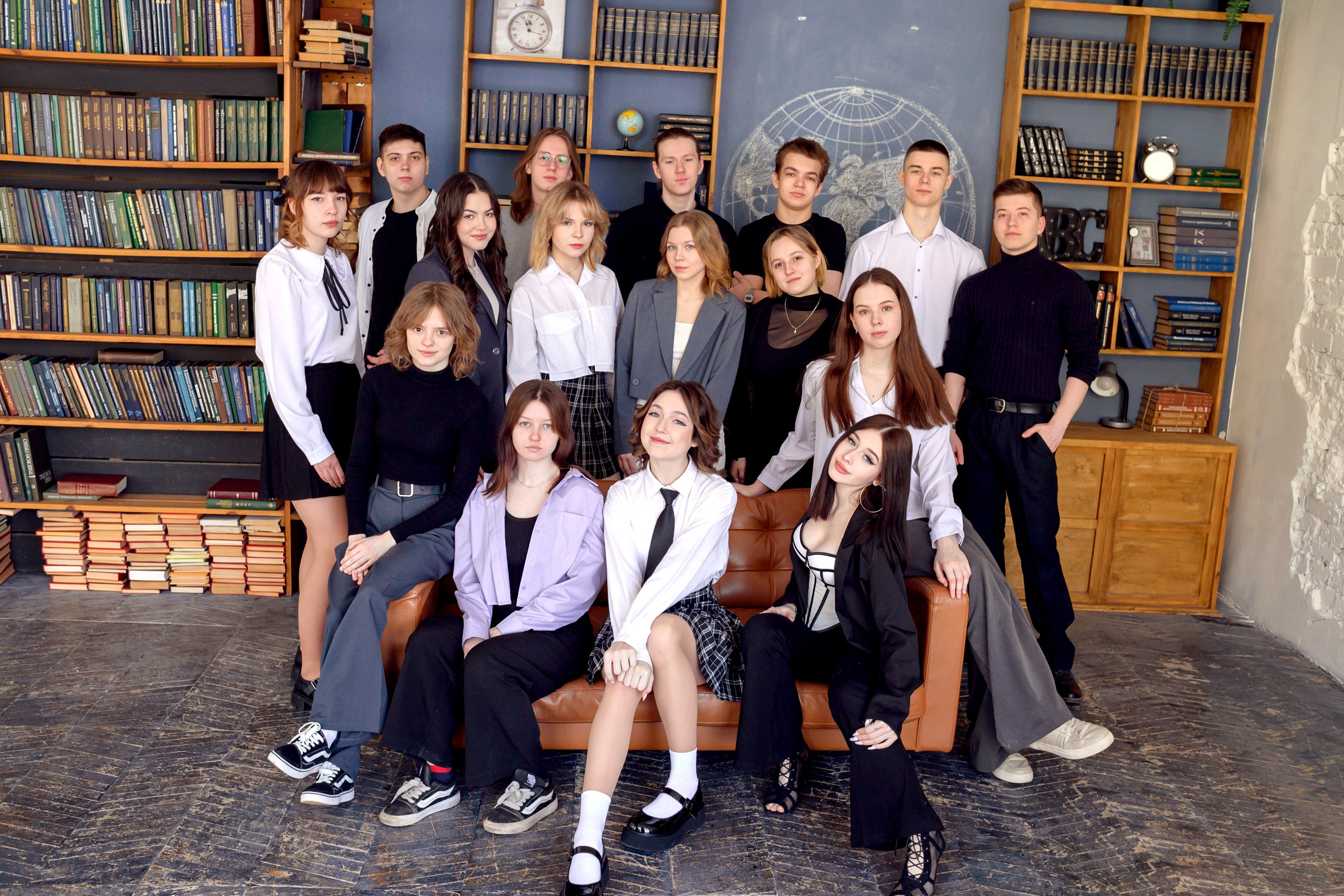 11 класс. студия. Фотограф новорожденных, семейный детский в Тюмени Татьяна Морозова