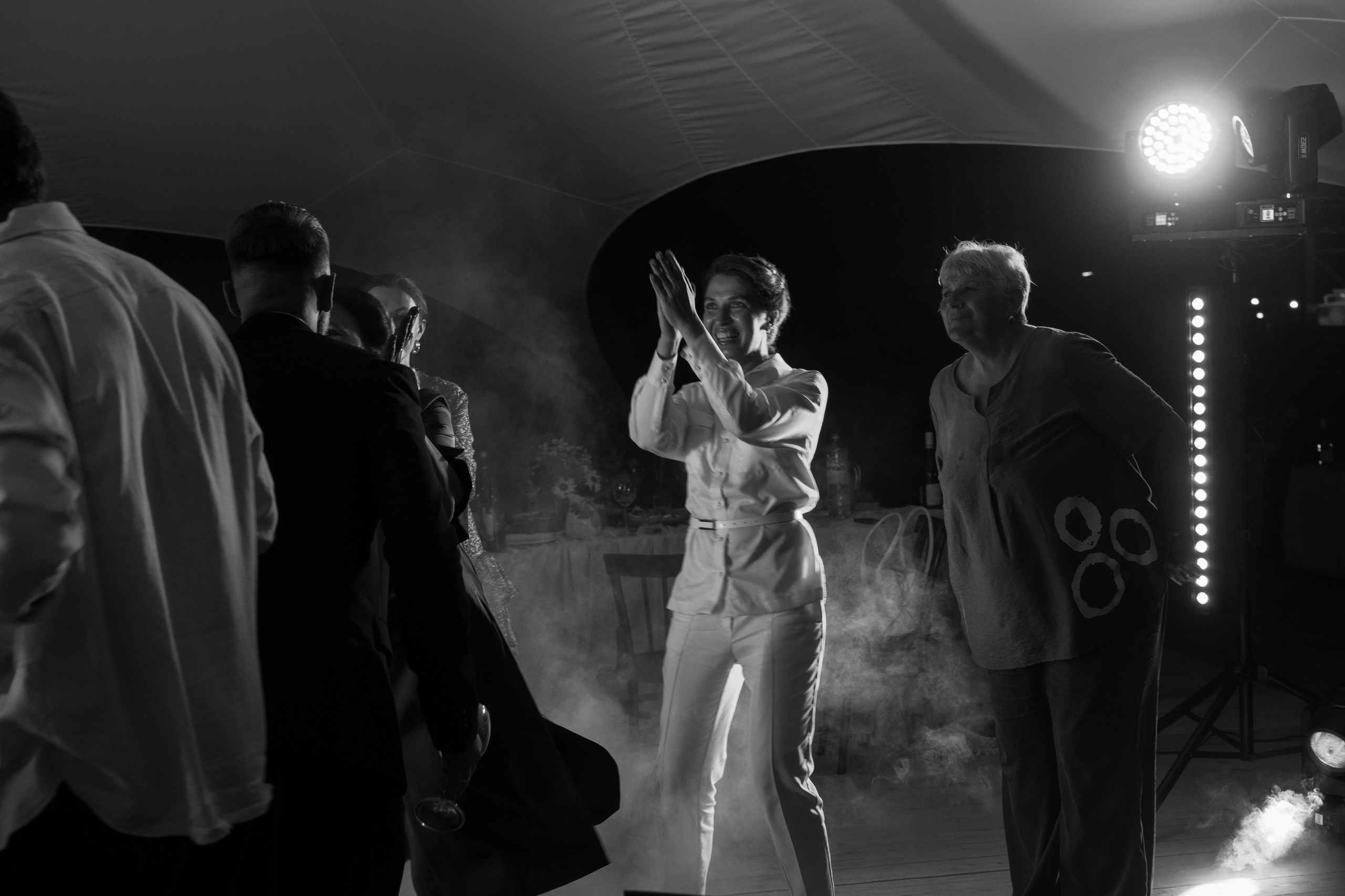 Михаил и Ольга (банкетная часть г. Брянск). Свадебный и репортажный фотограф Элина Козырьянова