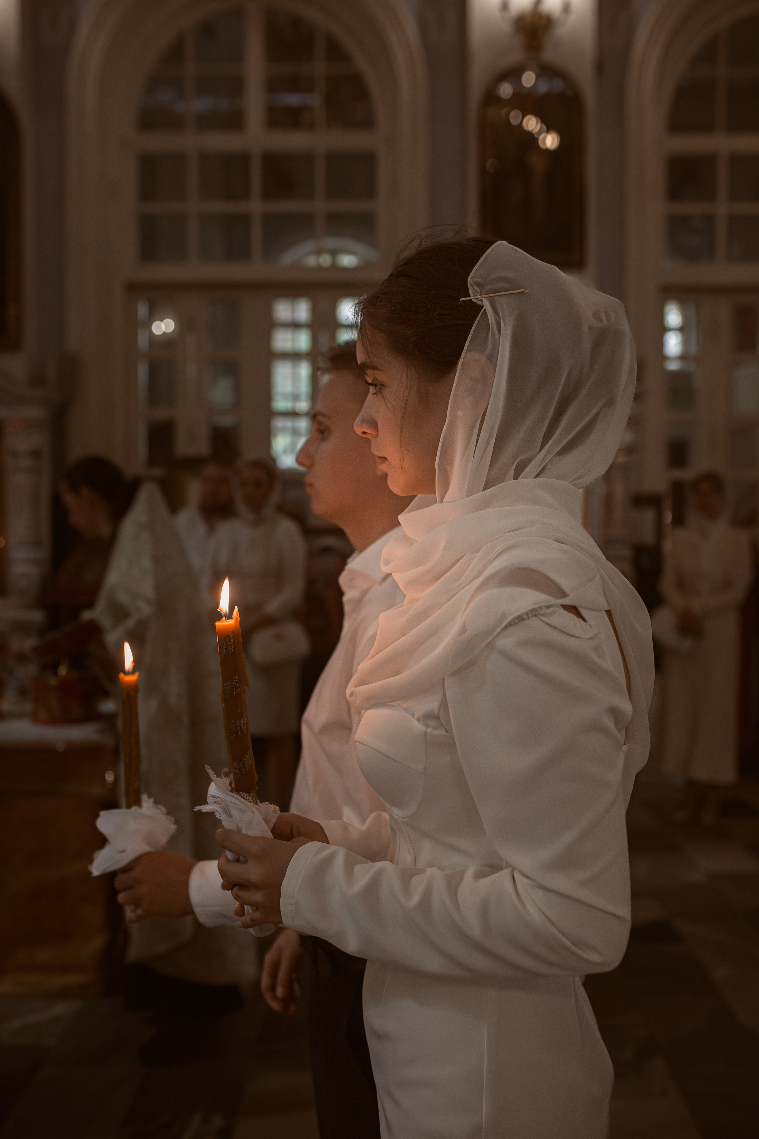 муж и жена на венчании в Ташкенте