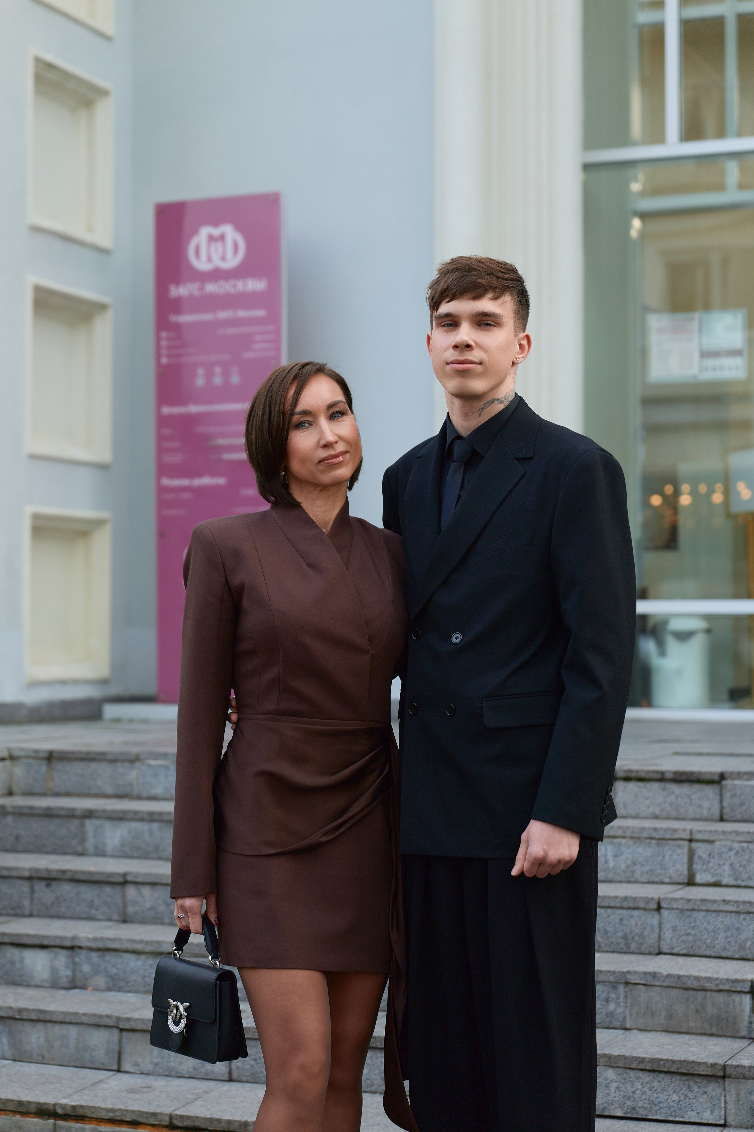 Елизавета и Артем. Роспись ВДНХ. Любовь Юсупова. Фотограф