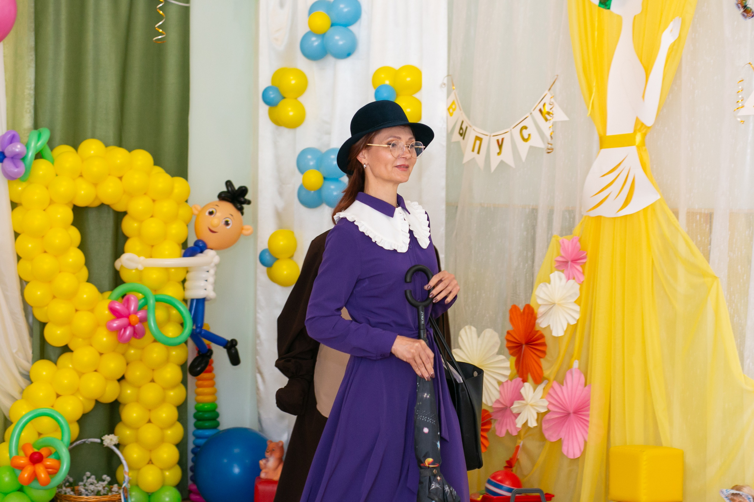 Выпускные и Утренники. Фотограф новорожденных и семейный фотограф НСО г. Бердск Марина Львова