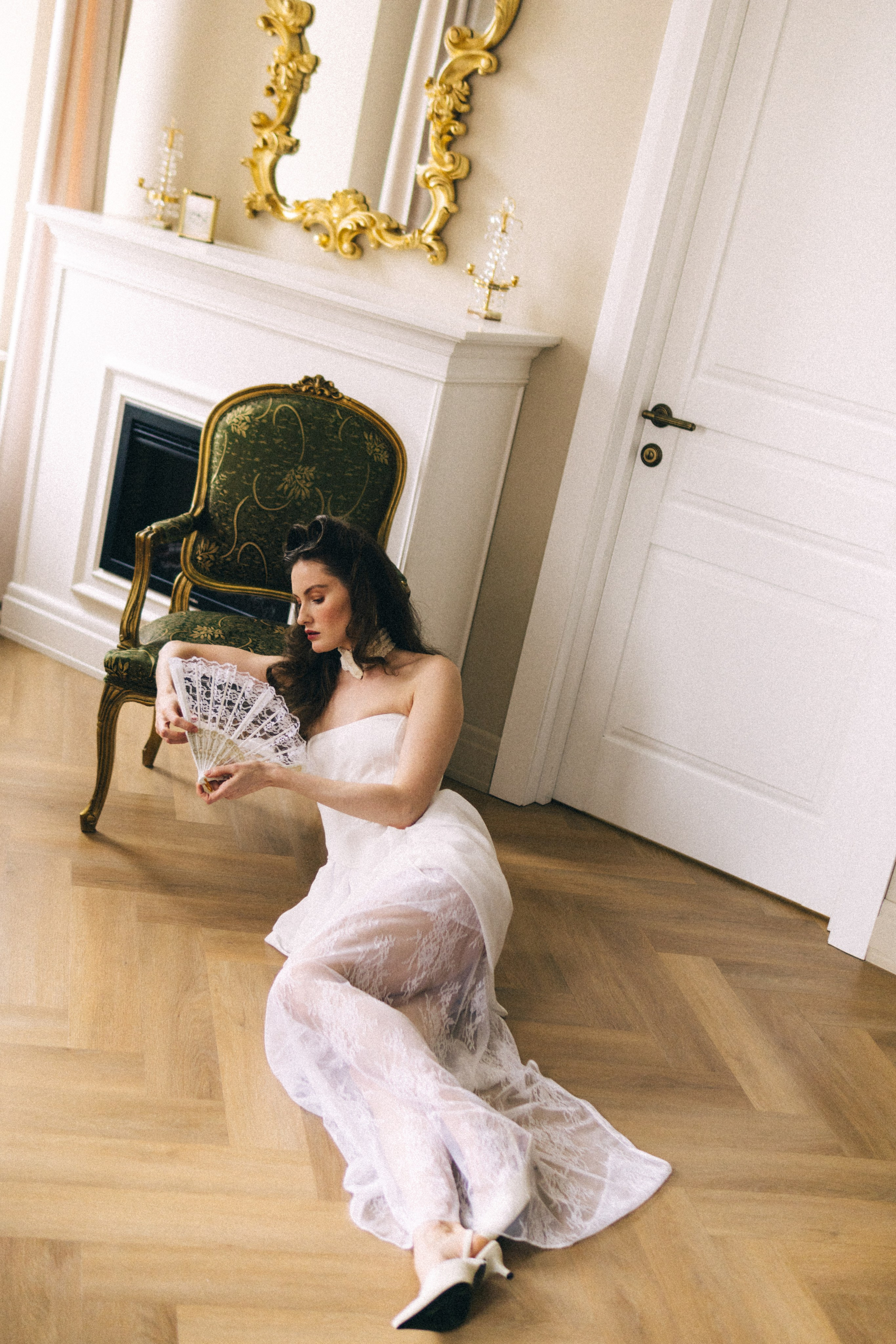 Fiancée Alisa. Я — Алёна и я фотографирую красиво (е)