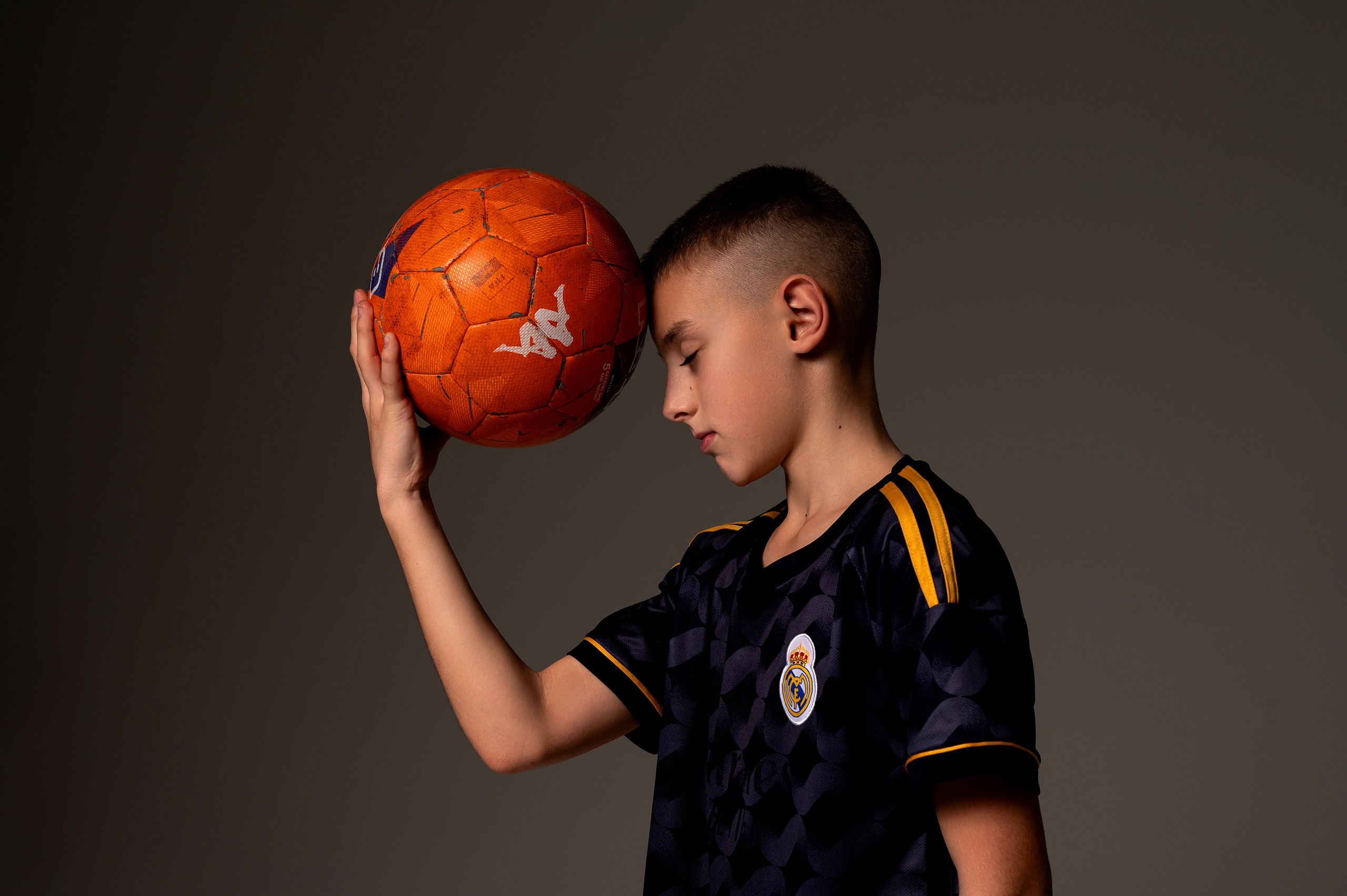 Юный футболист. Декабрь 2024. Спортивный фотограф в Туле и Тульской области. Файсханова Фото Спорт