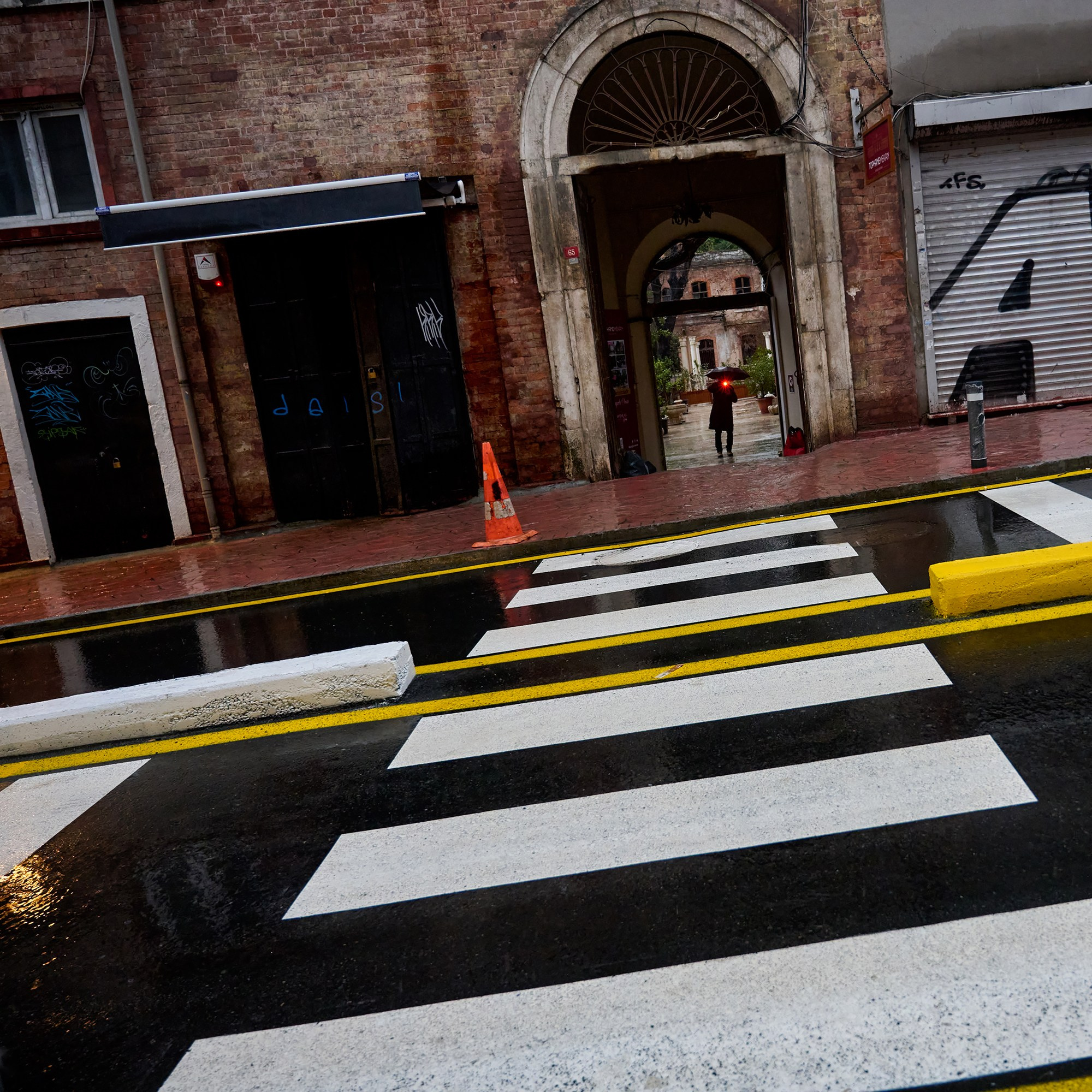 Фотограф в арке, Стамбул, Турция, Istanbul, Turkey