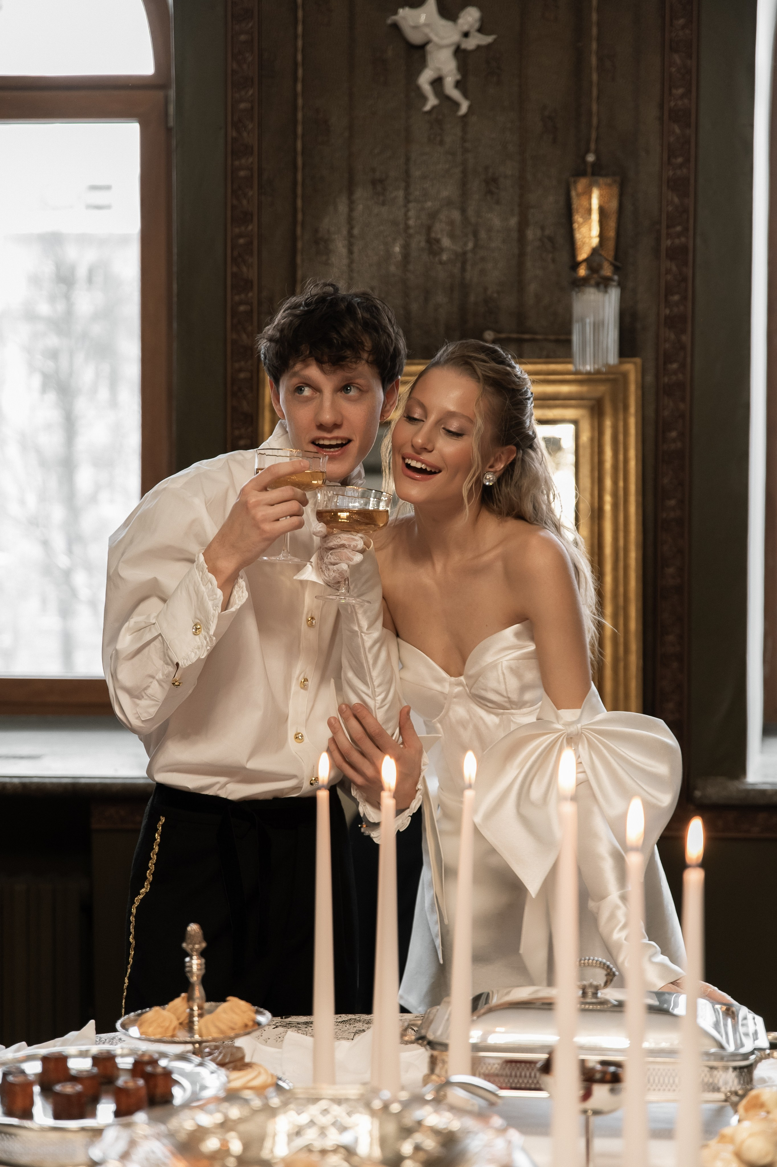 Свадебная съемка в исторической квартире на Чистых прудах. Ярослава Ерина — свадебный фотограф в Москве