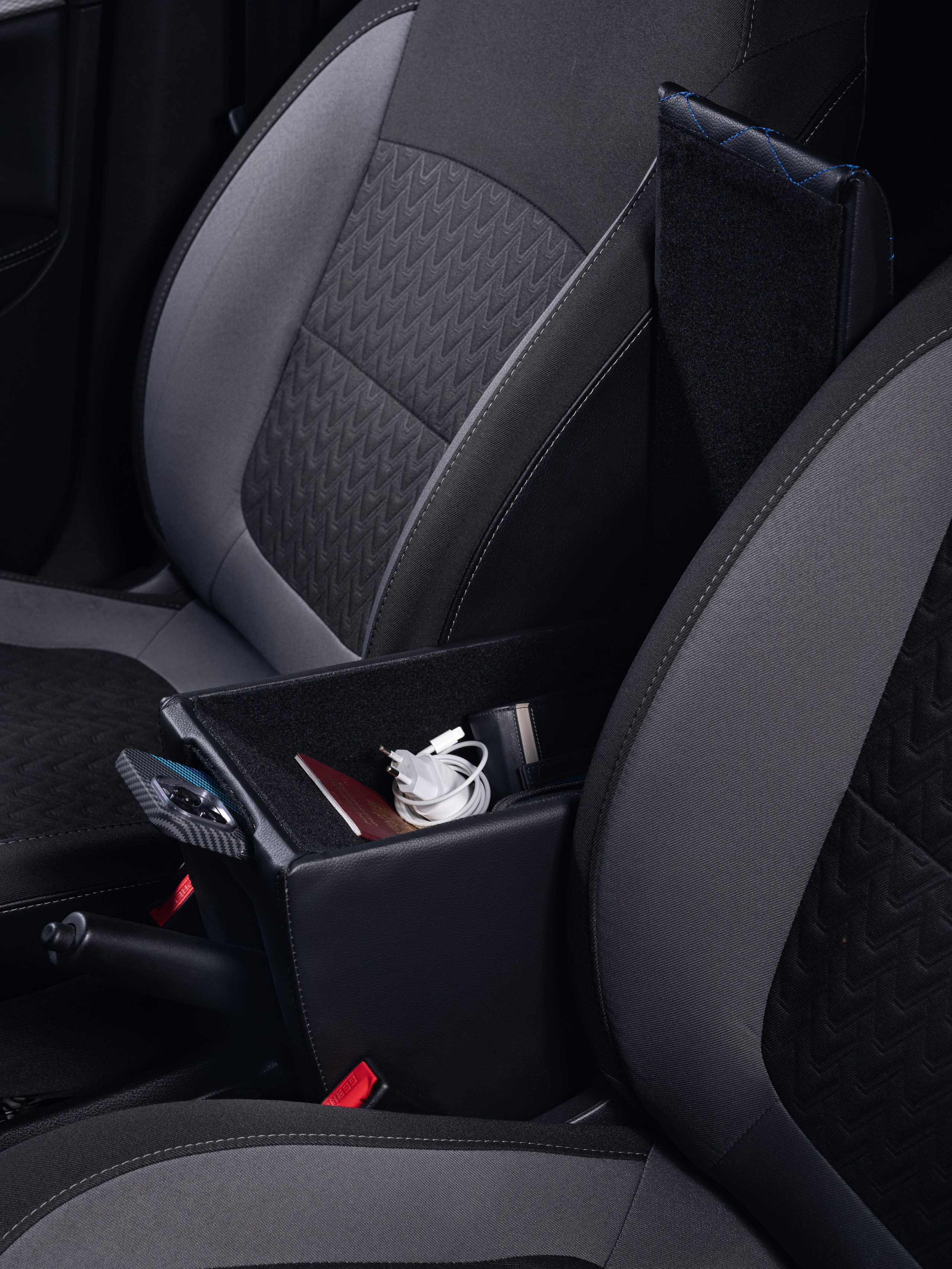 Автоподлокотники 2. Предметный фотограф, фото для маркетплейсов Пятигорск, КМВ