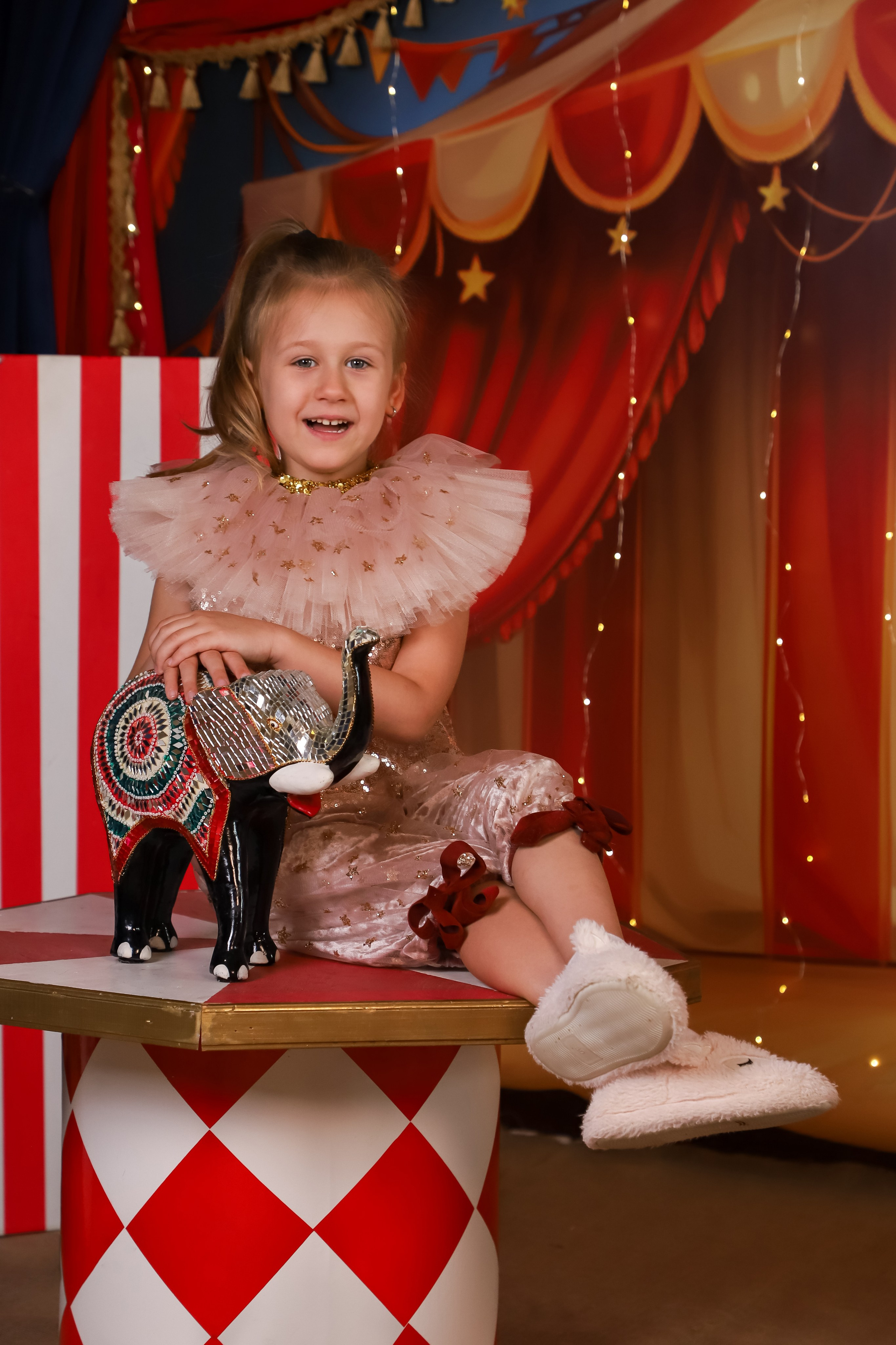 Цирк Дети. Свадебный фотограф в Сочи Наири