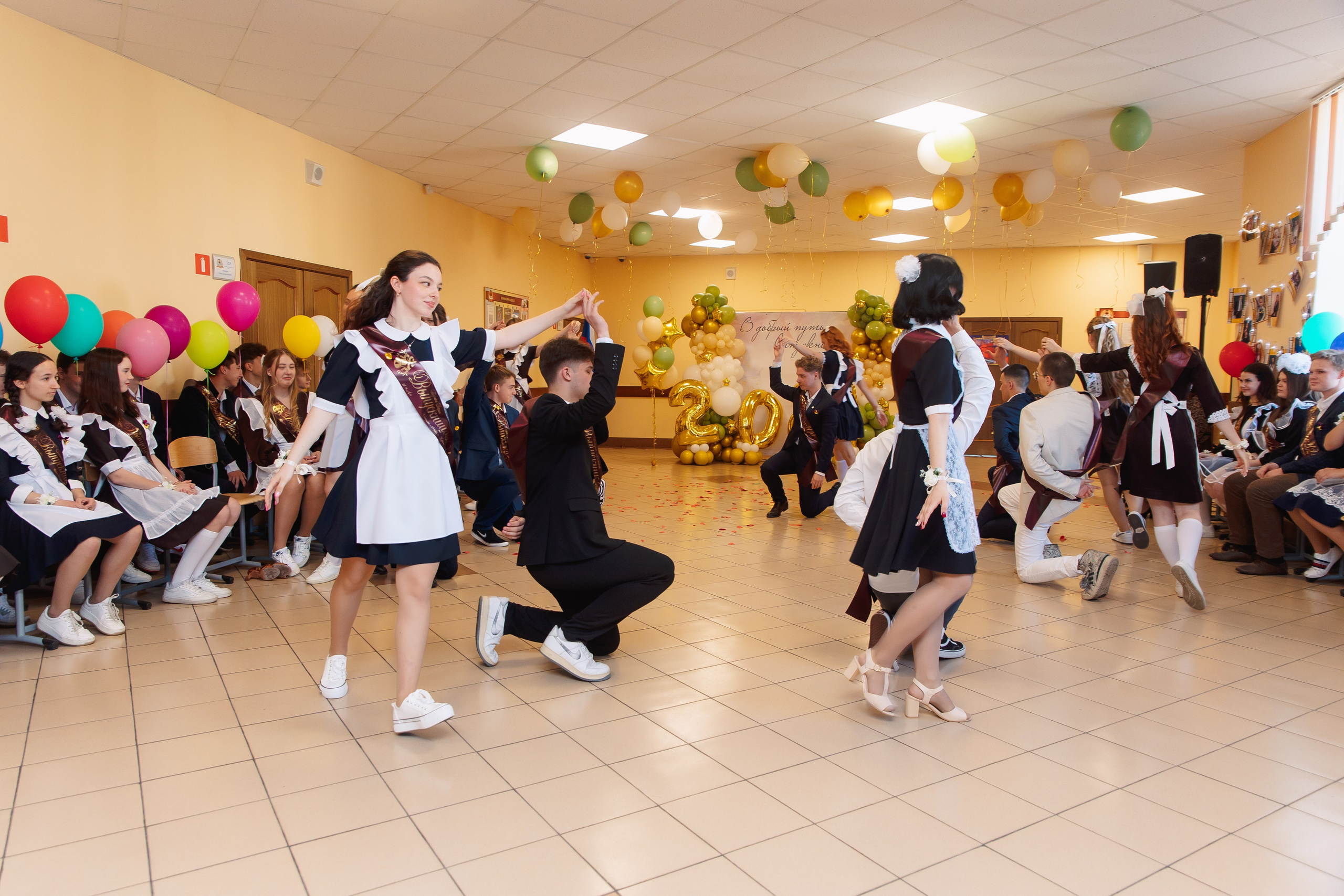Последний звонок. Фотограф в Кронштадте и Санкт-Петербурге Анастасия Коваленко