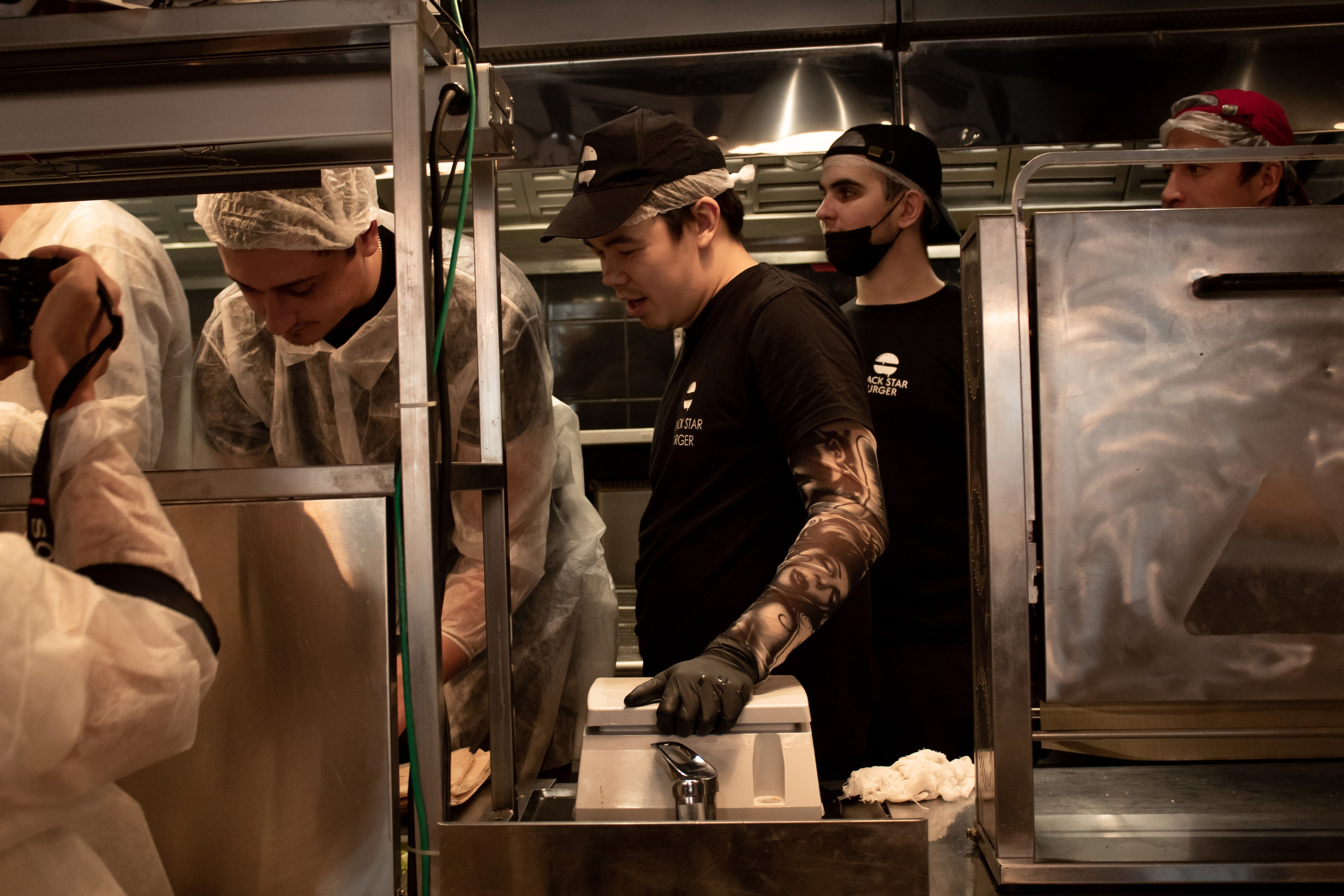 Баскетболисты в Блэкстарбургере. Репортажный Фотограф